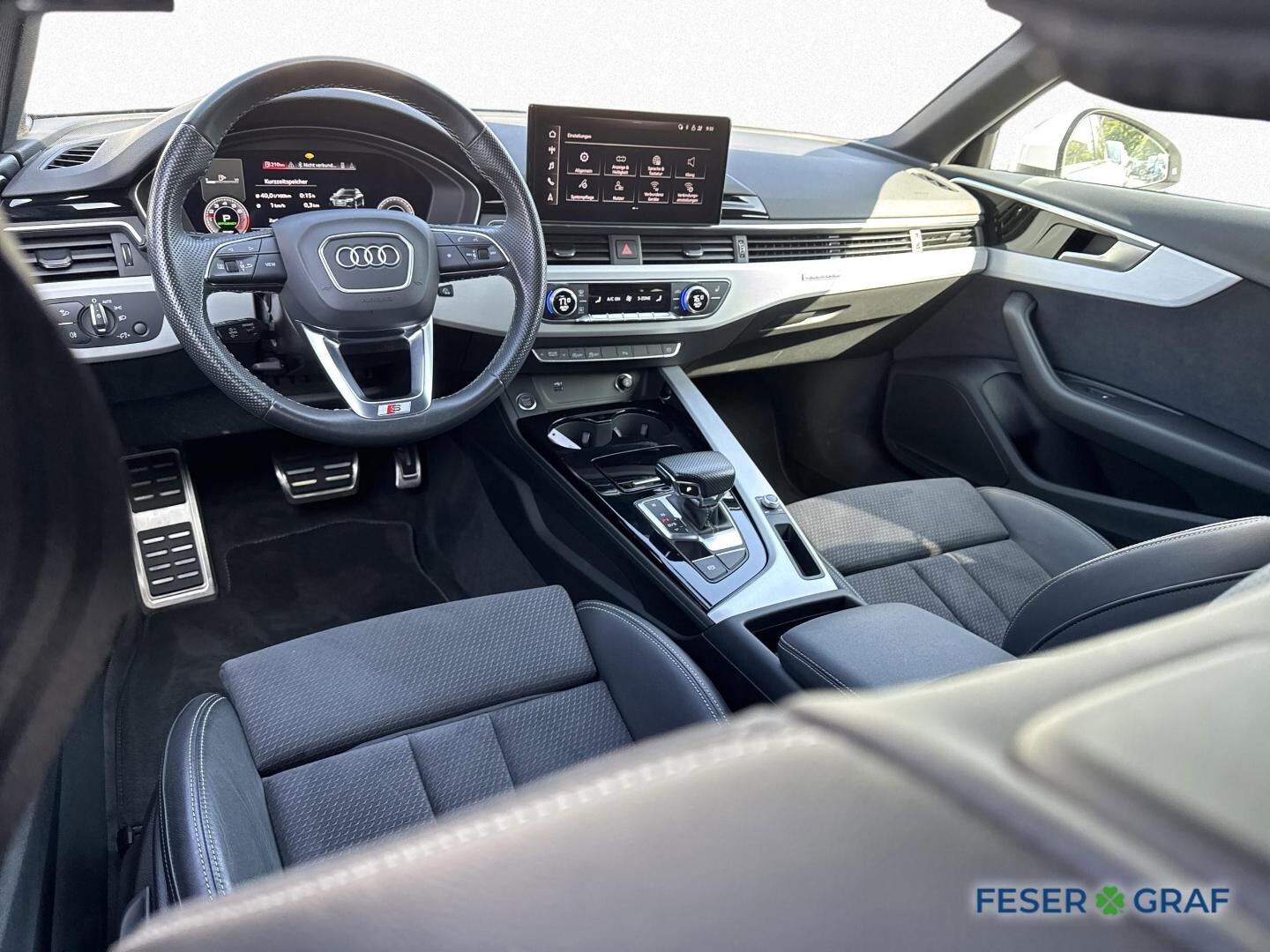 Bild über Audi A4 Avant S line 45 TFSI quattro S tronic - für weitere Informationen kontaktieren Sie den Audi Partner
