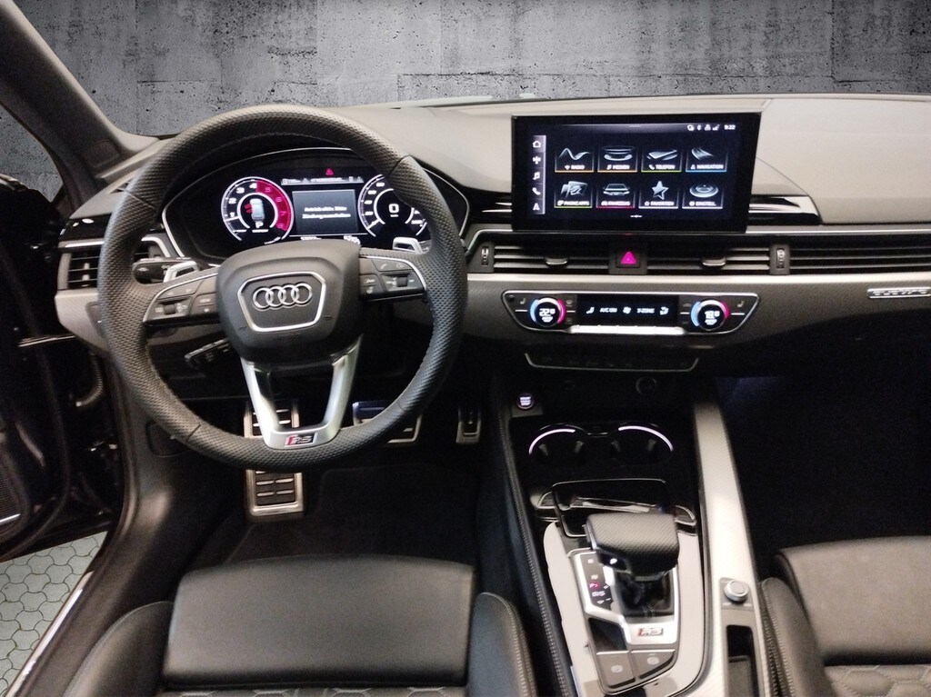 Image about Audi RS 4 Avant TFSI quattro tiptronic
