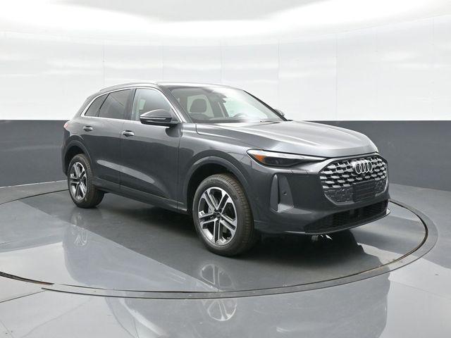 2026 Audi Q5 Premium quattro's photo