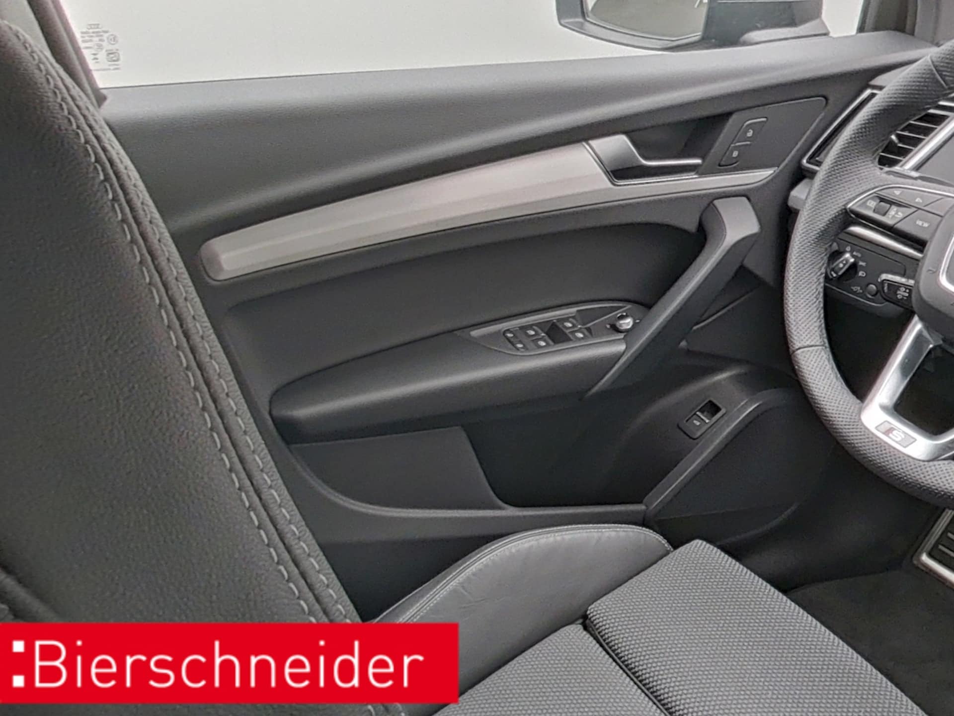 Audi Q5 Sportback S line