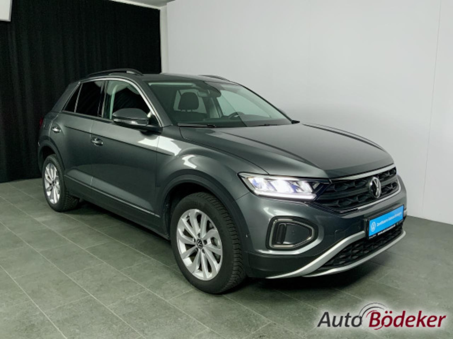 Volkswagen T-Roc Life
