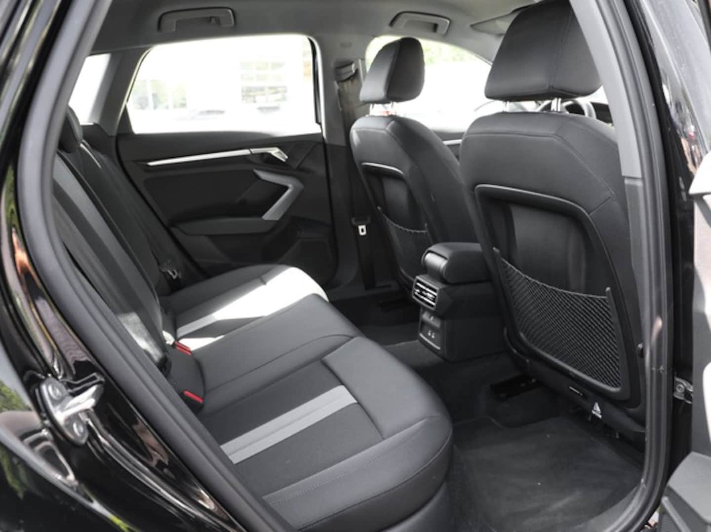Bild über Audi A3 Sportback TDI S tronic - für weitere Informationen kontaktieren Sie den Audi Partner