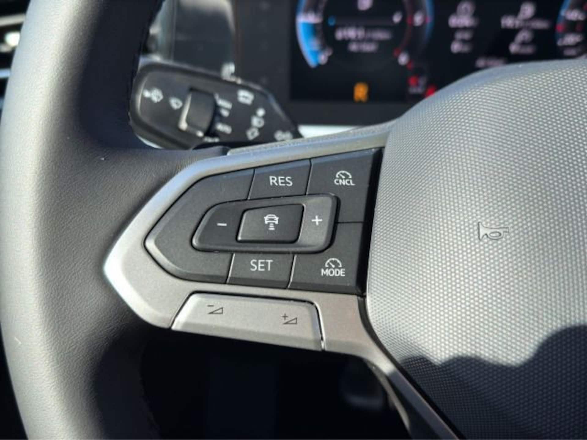 Volkswagen Passat Elegance
