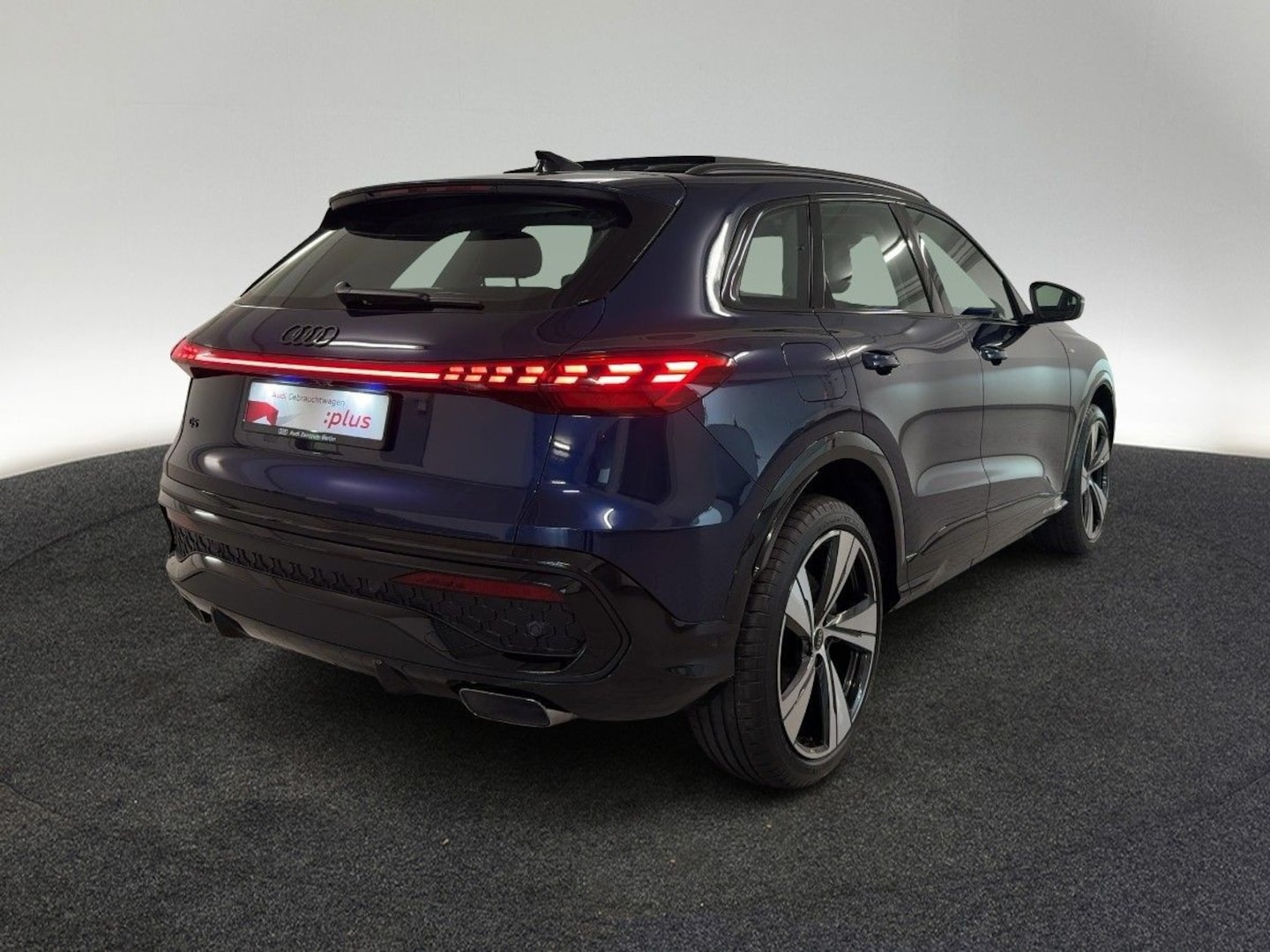 Bild über Audi Q5 SUV TFSI 150 kW S tronic - für weitere Informationen kontaktieren Sie den Audi Partner
