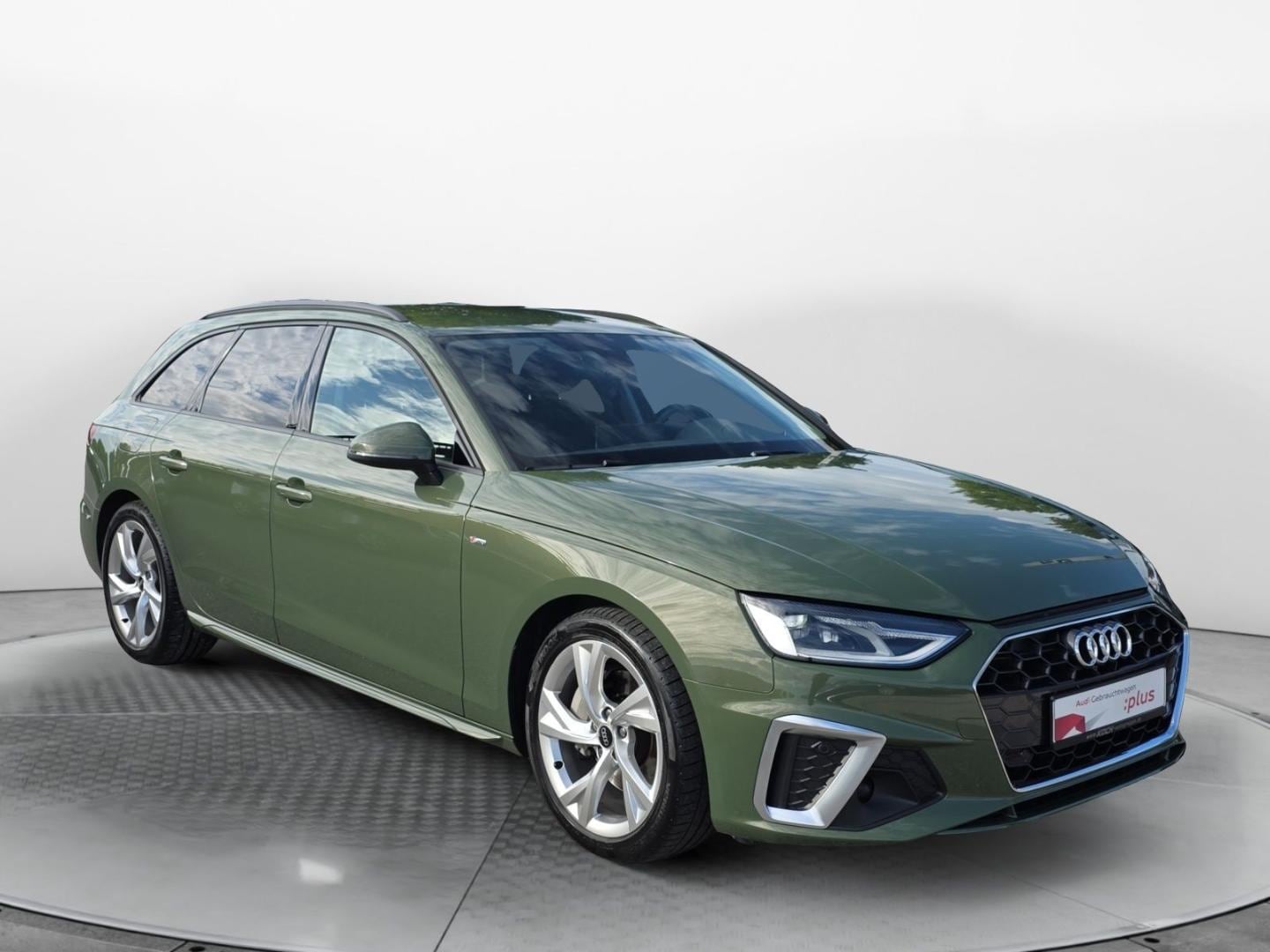 Bild über Audi A4 Avant S line 40 TDI S tronic - für weitere Informationen kontaktieren Sie den Audi Partner