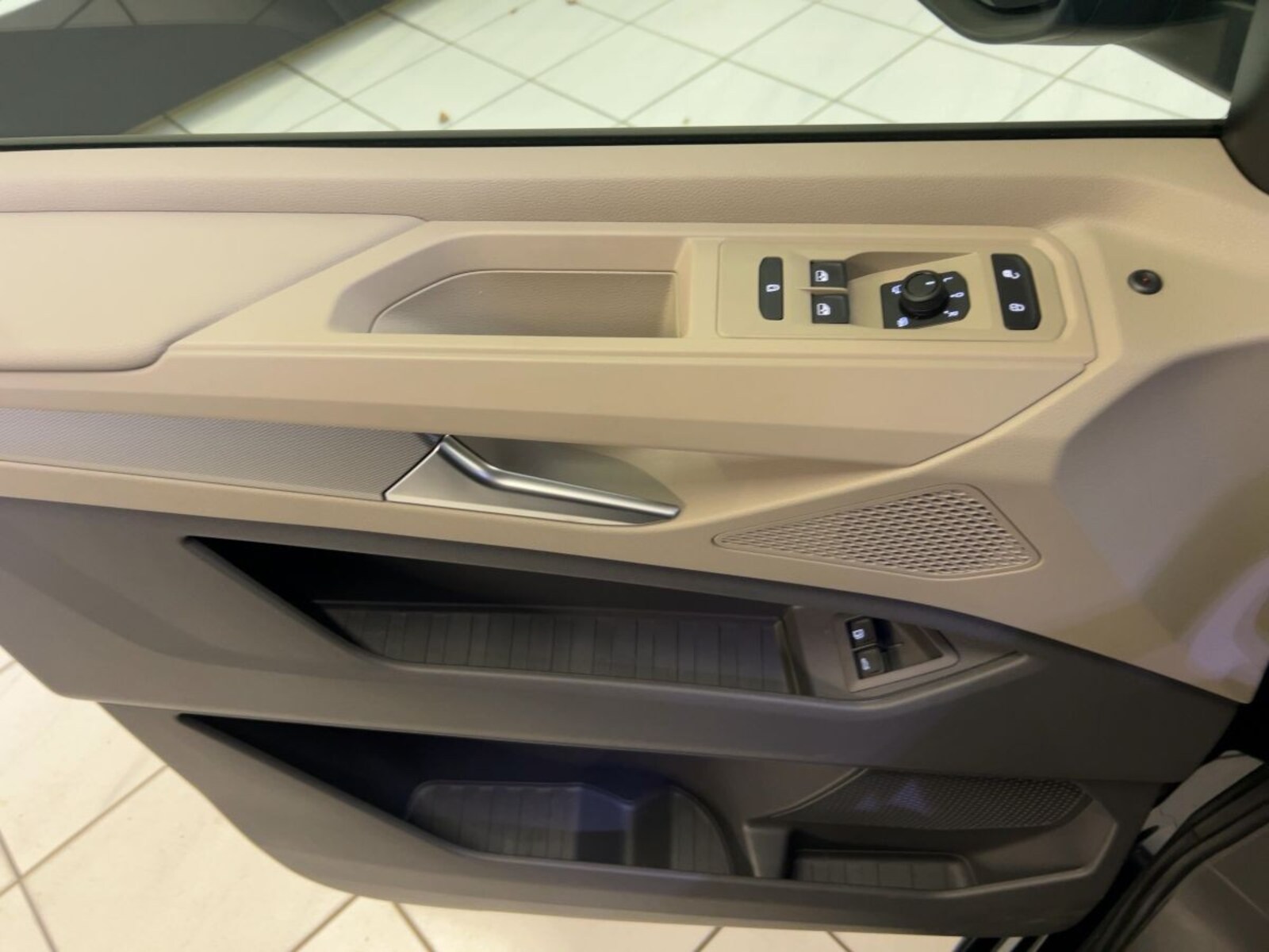 Volkswagen Multivan – Bild 15