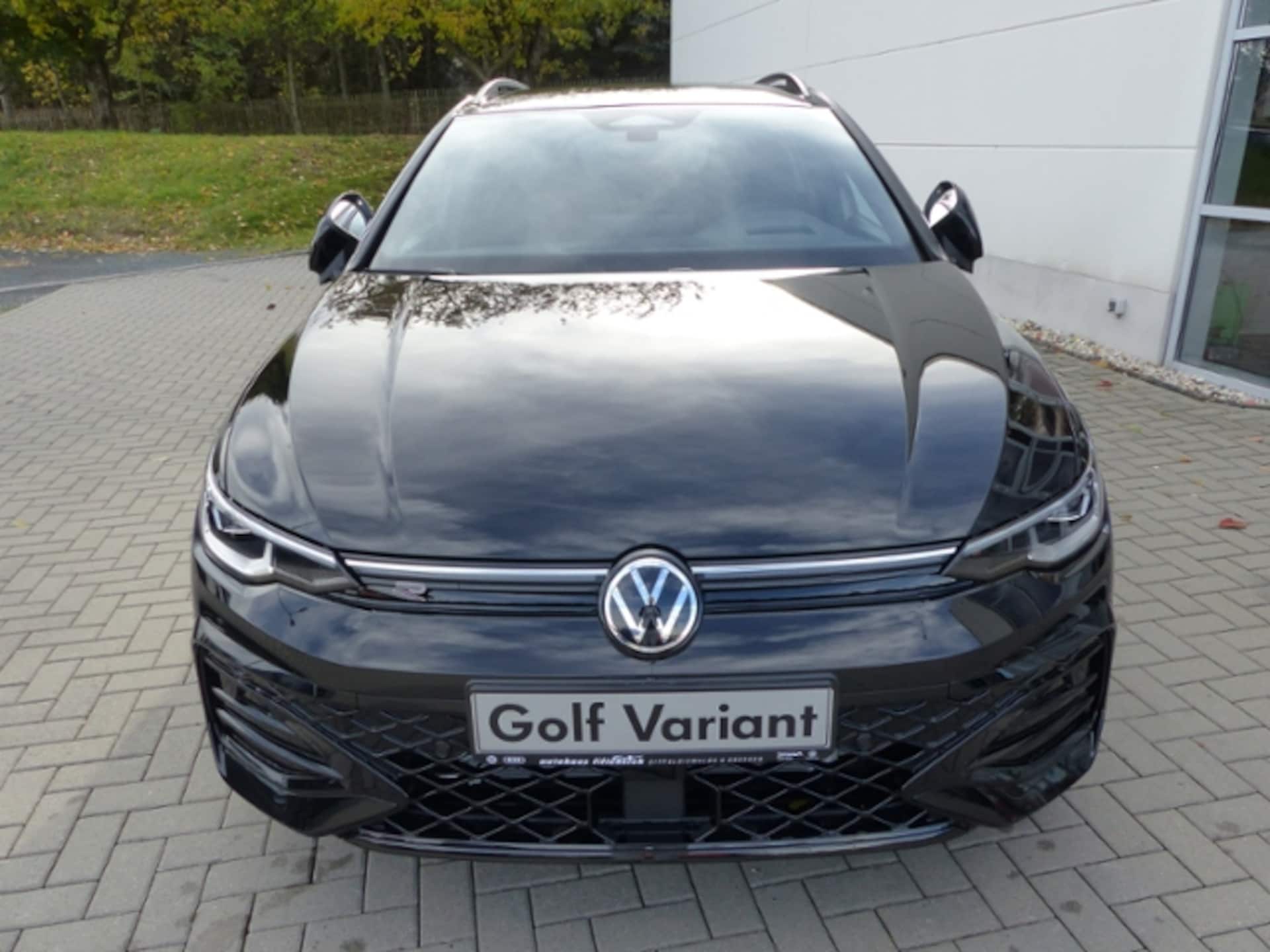 Volkswagen Golf Variant R-Line