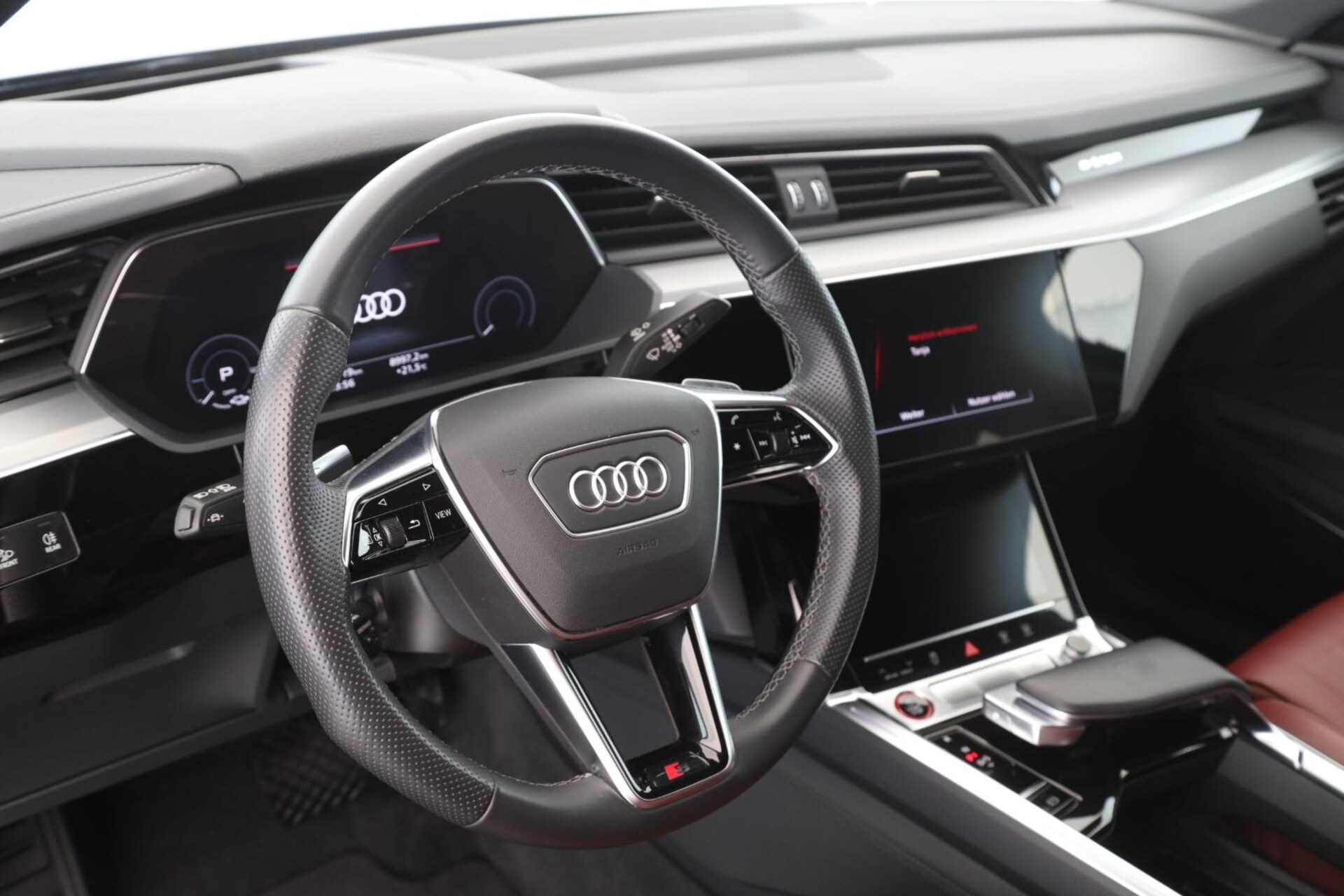 Audi e-tron S Sportback