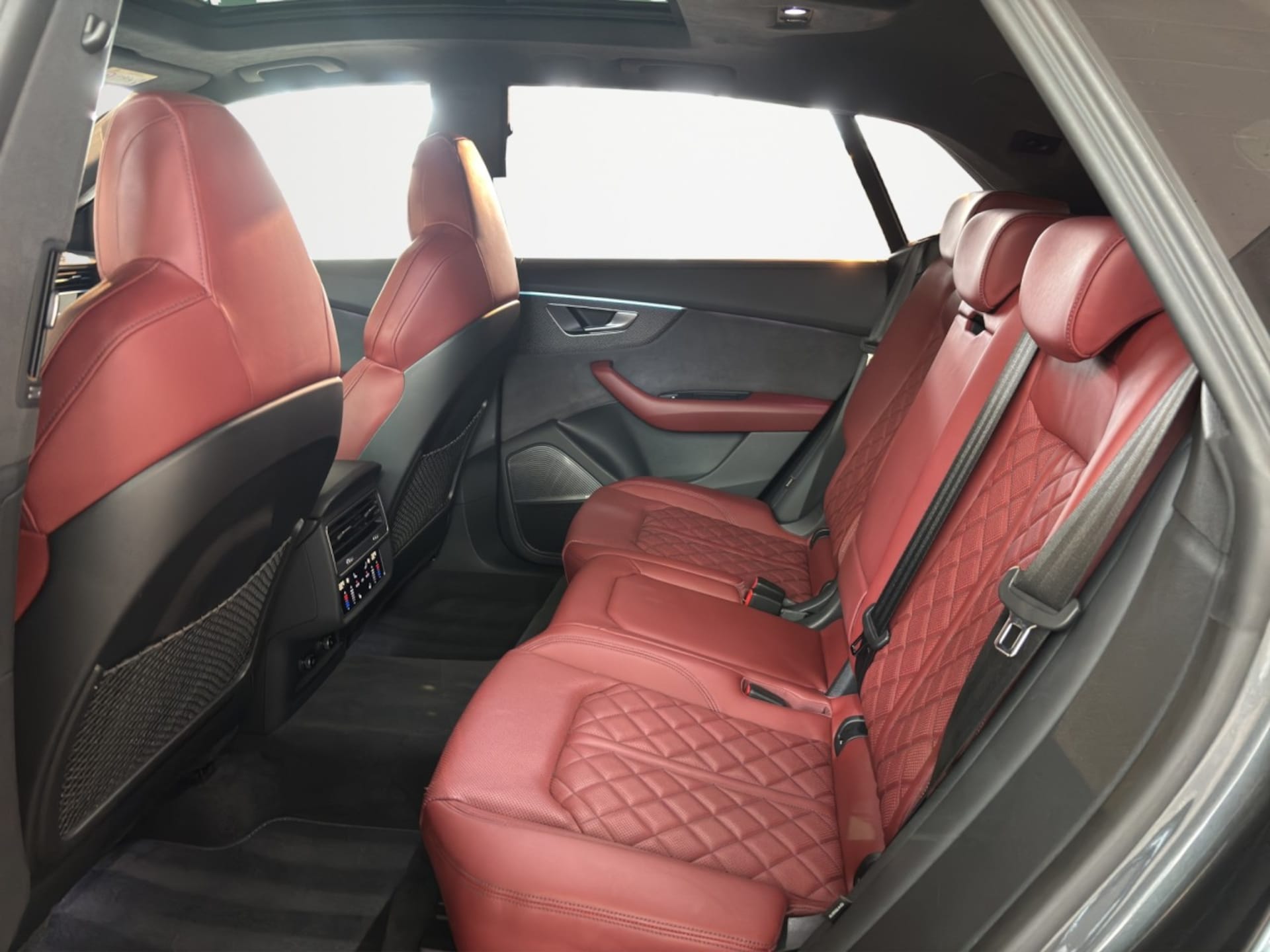 Audi SQ8 SUV