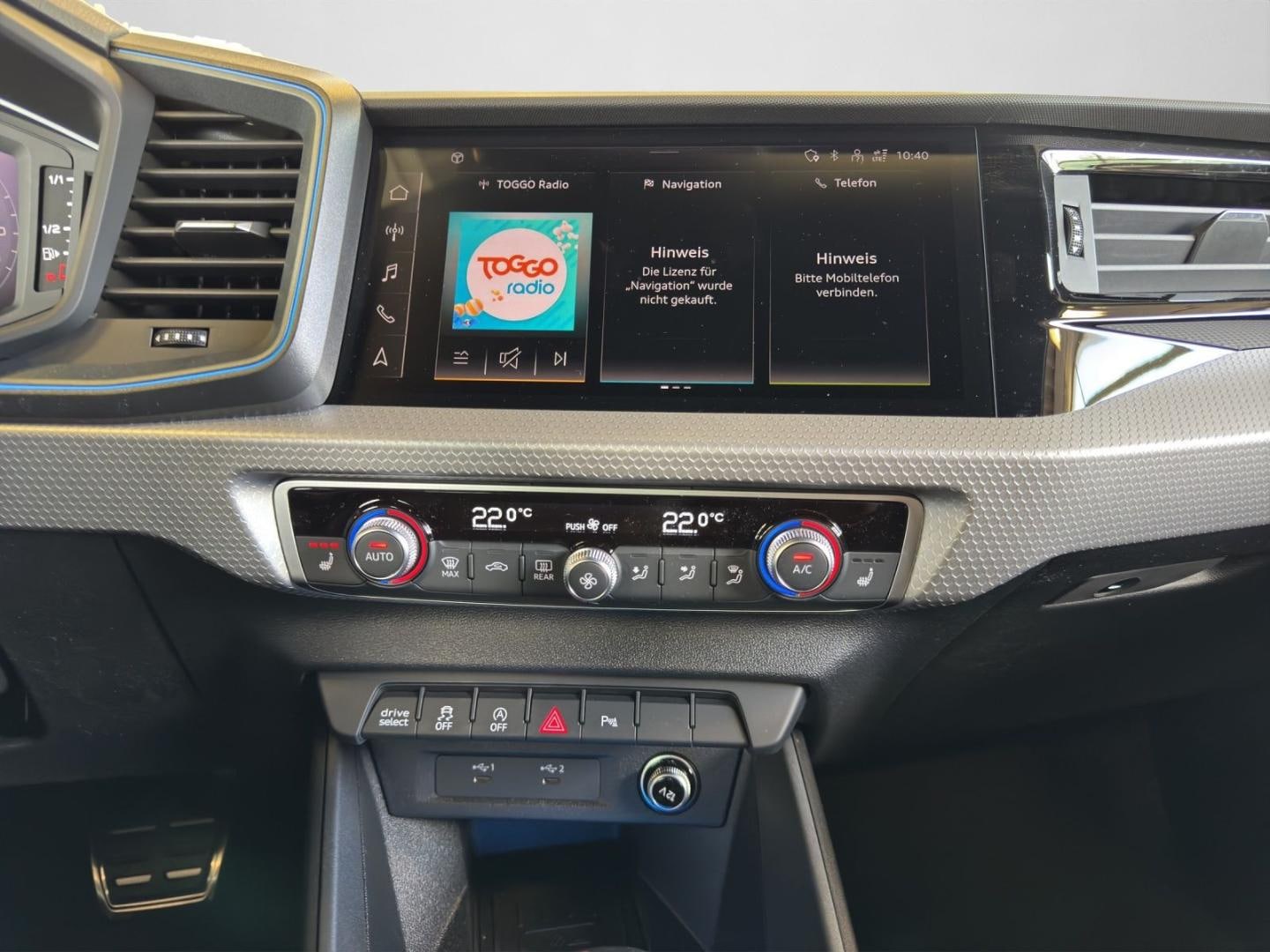 Bild über Audi A1 Sportback S line 30 TFSI S tronic - für weitere Informationen kontaktieren Sie den Audi Partner