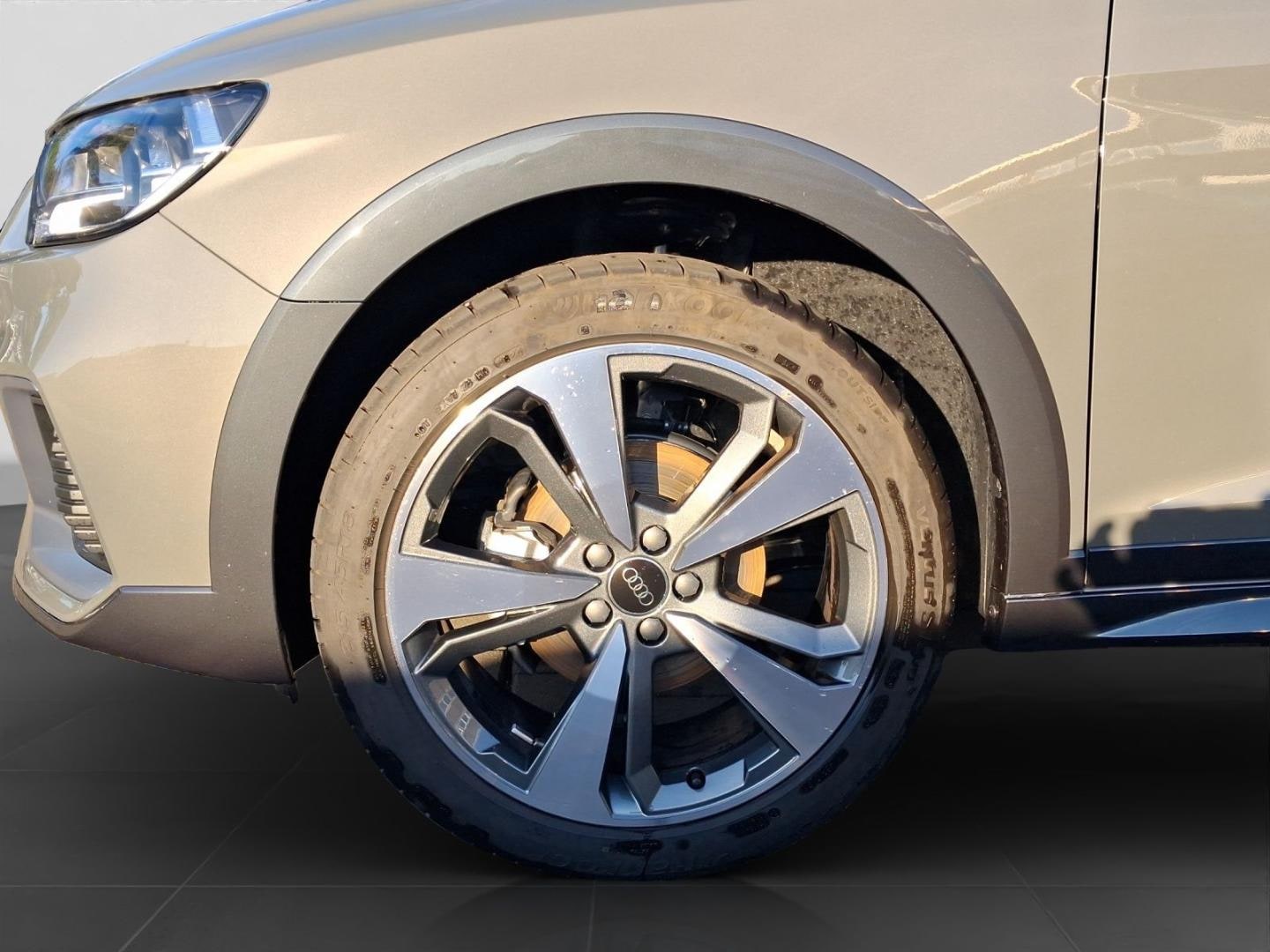 Bild über Audi A1 allstreet 30 TFSI Schaltgetriebe - für weitere Informationen kontaktieren Sie den Audi Partner