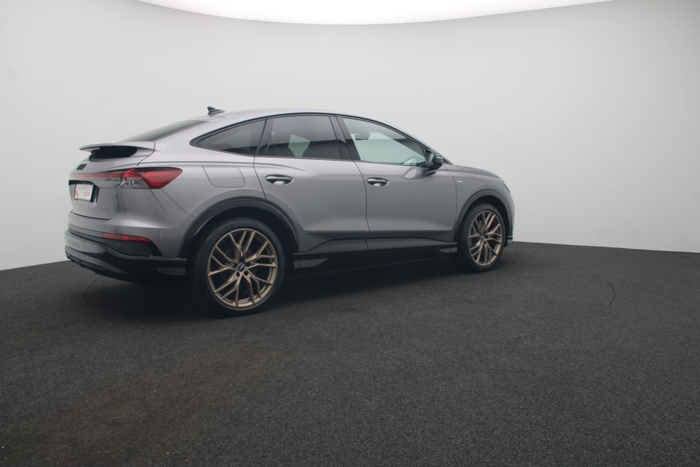 Bild über Audi Q4 Sportback e-tron 50 e-tron quattro - für weitere Informationen kontaktieren Sie den Audi Partner