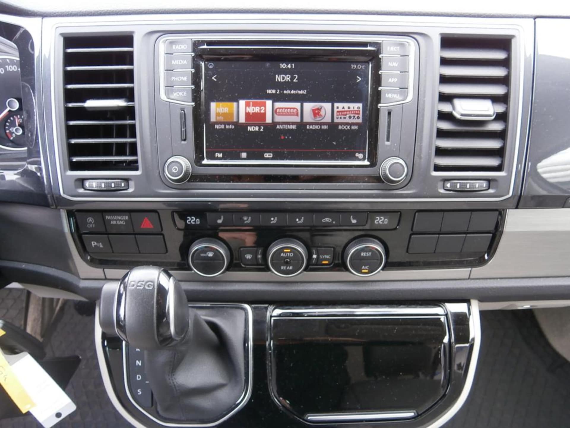 Volkswagen T6 California Ocean