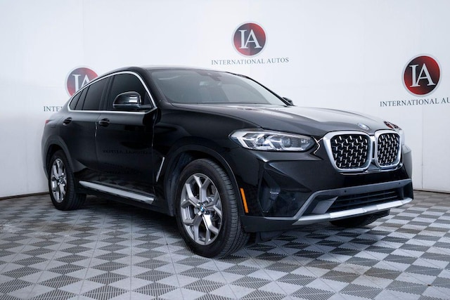 2022 BMW X4