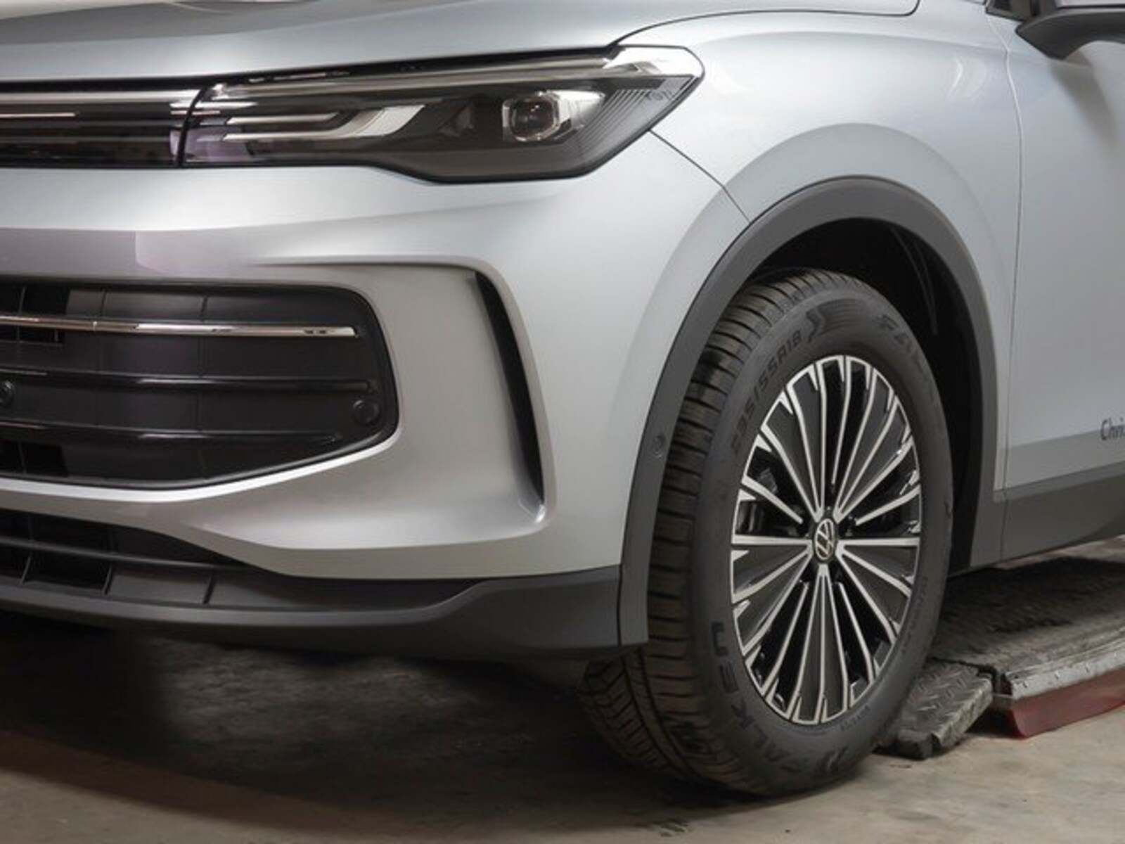 Volkswagen Tiguan – Bild 6