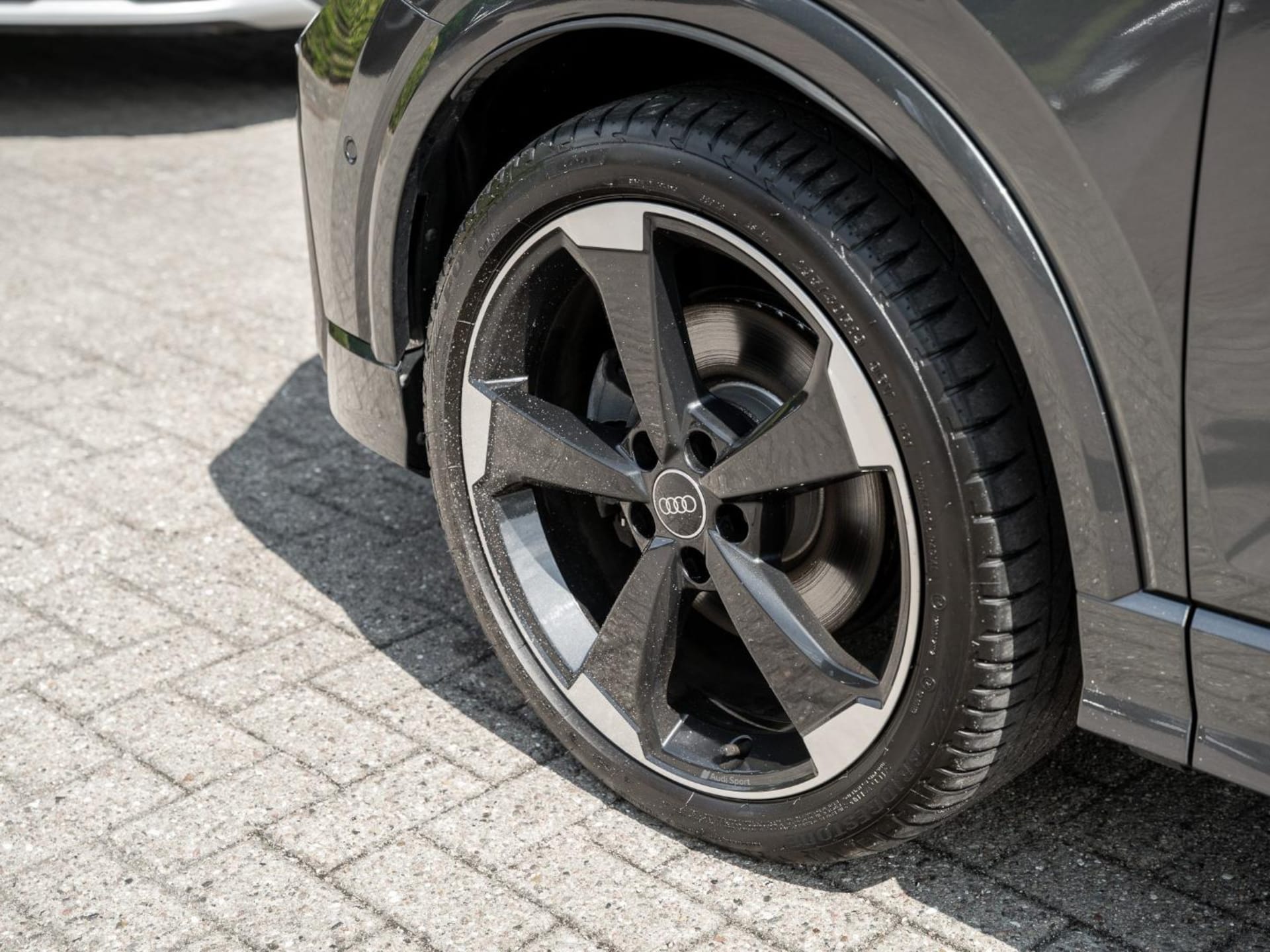Audi Q2 S line