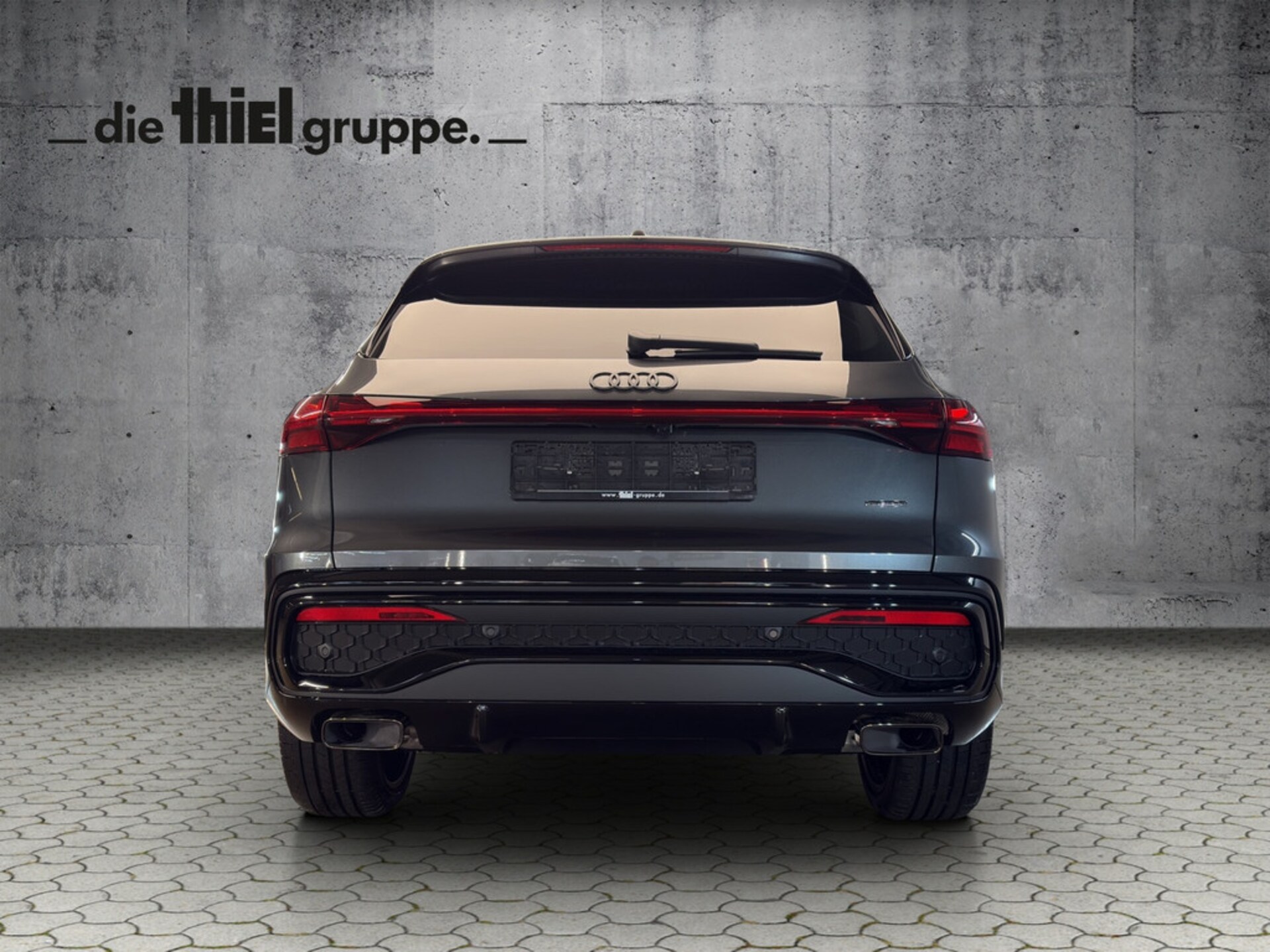 Audi Q5 SUV e-hybrid edition one
