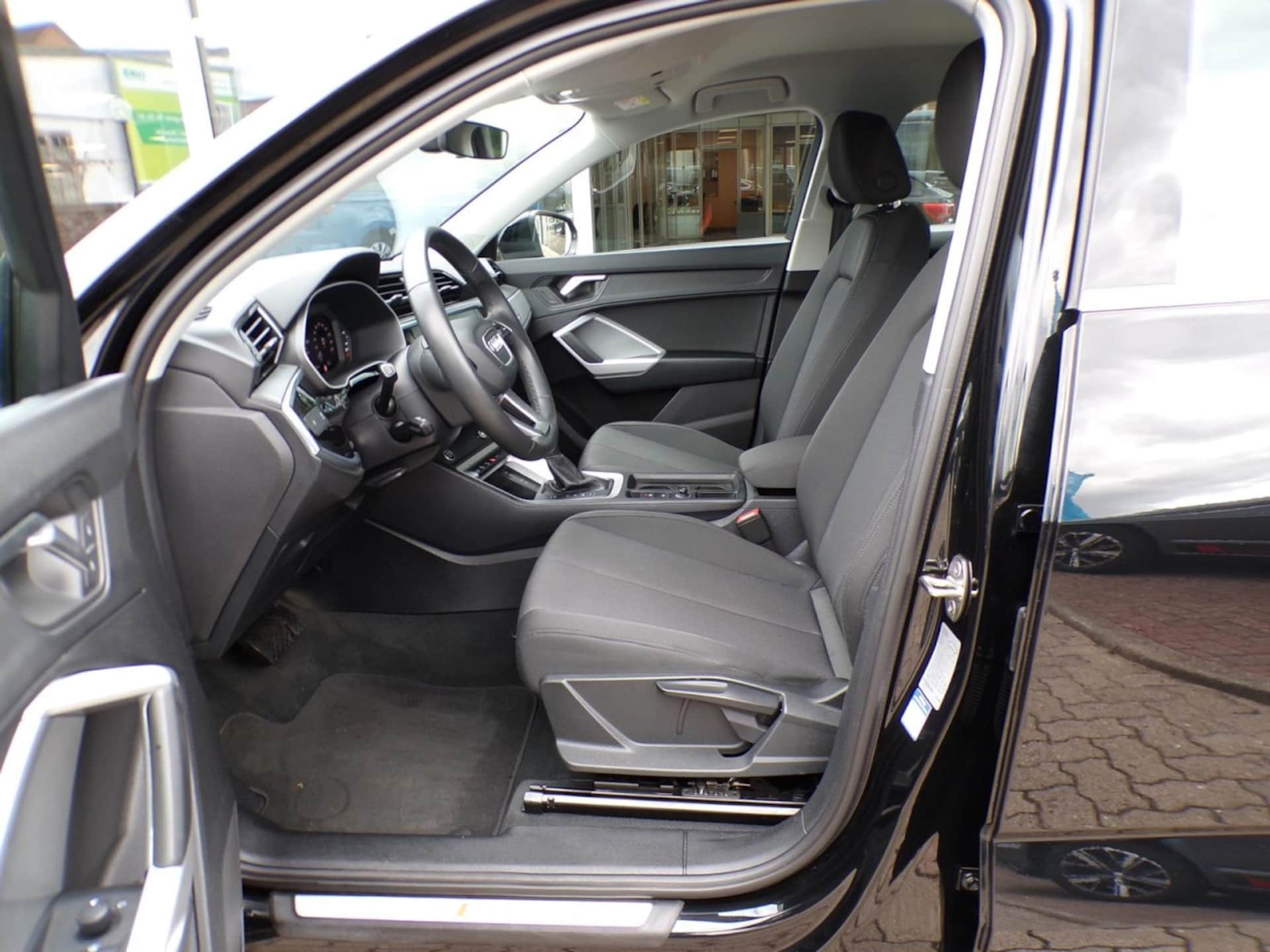 Audi Q3 Sportback S line