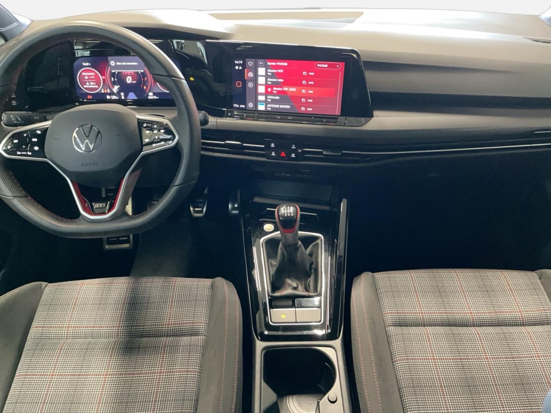 Volkswagen Golf GTI