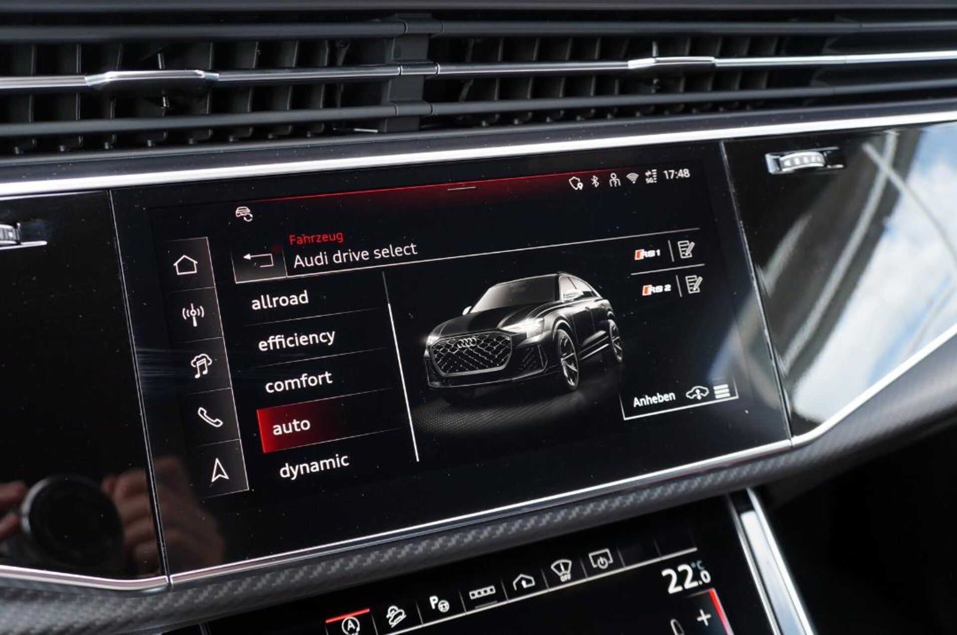 Audi RS Q8 SUV performance