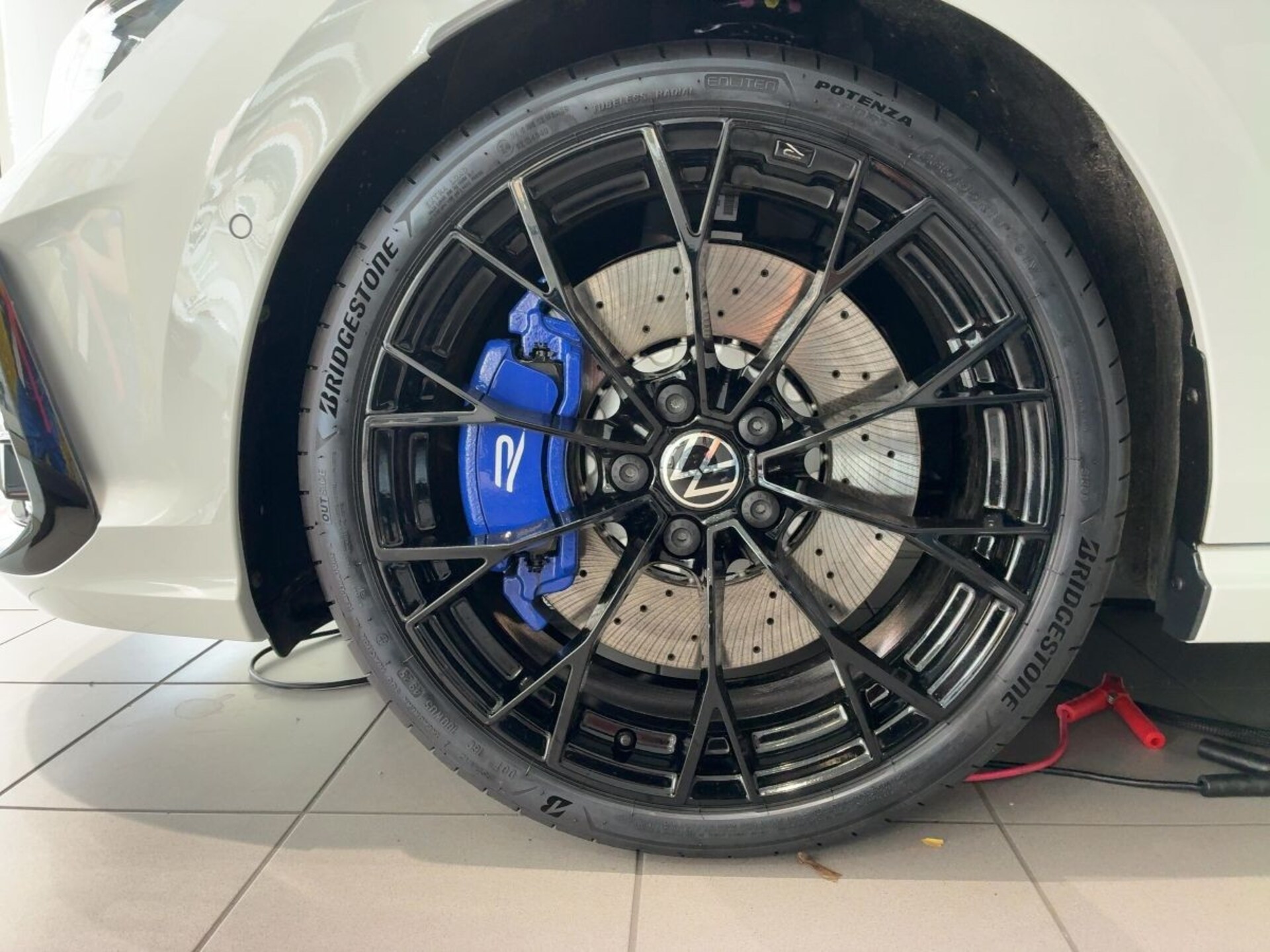 Volkswagen Golf Variant R