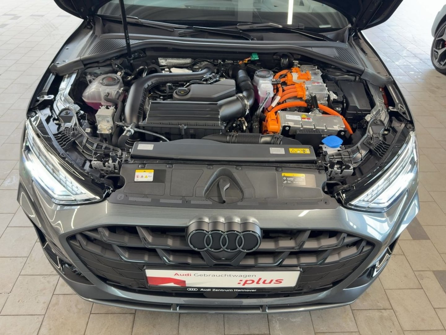 Bild über Audi A3 Sportback TFSI e TFSI e 200 kW S tronic - für weitere Informationen kontaktieren Sie den Audi Partner