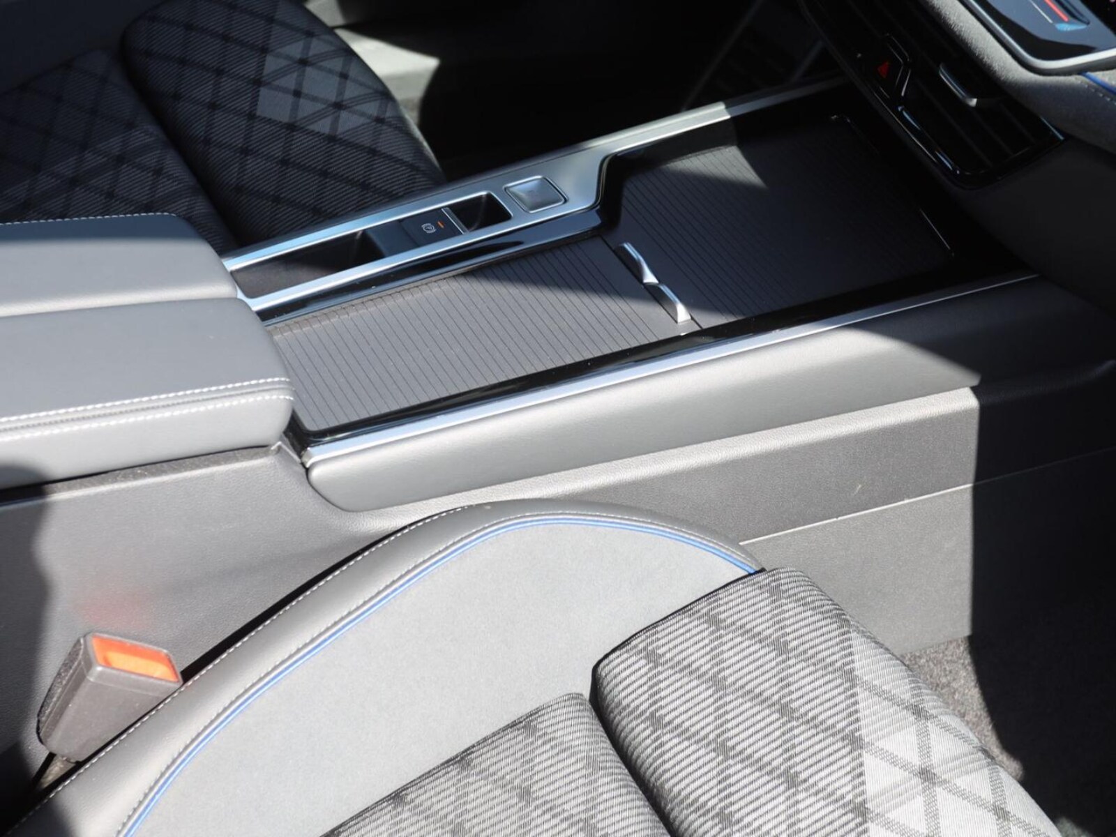 Volkswagen Passat – Bild 26