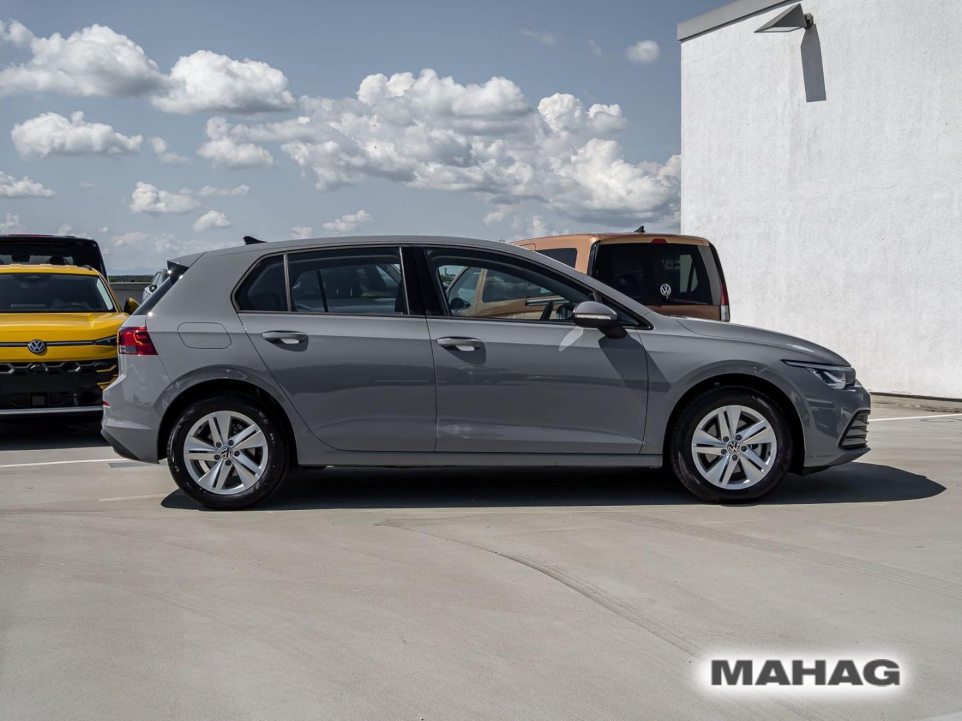 Volkswagen Golf Life