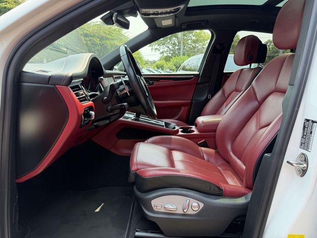 2023 Porsche Macan