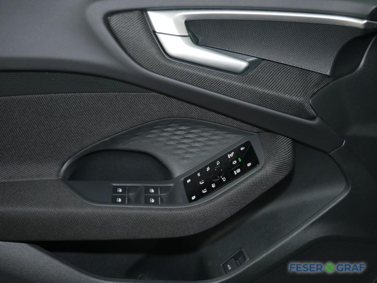 Bild über Audi A5 Avant TDI 150 kW S tronic - für weitere Informationen kontaktieren Sie den Audi Partner