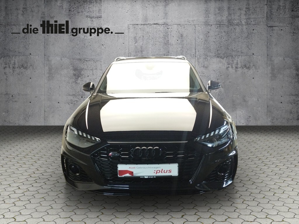 Image about Audi RS 4 Avant TFSI quattro tiptronic