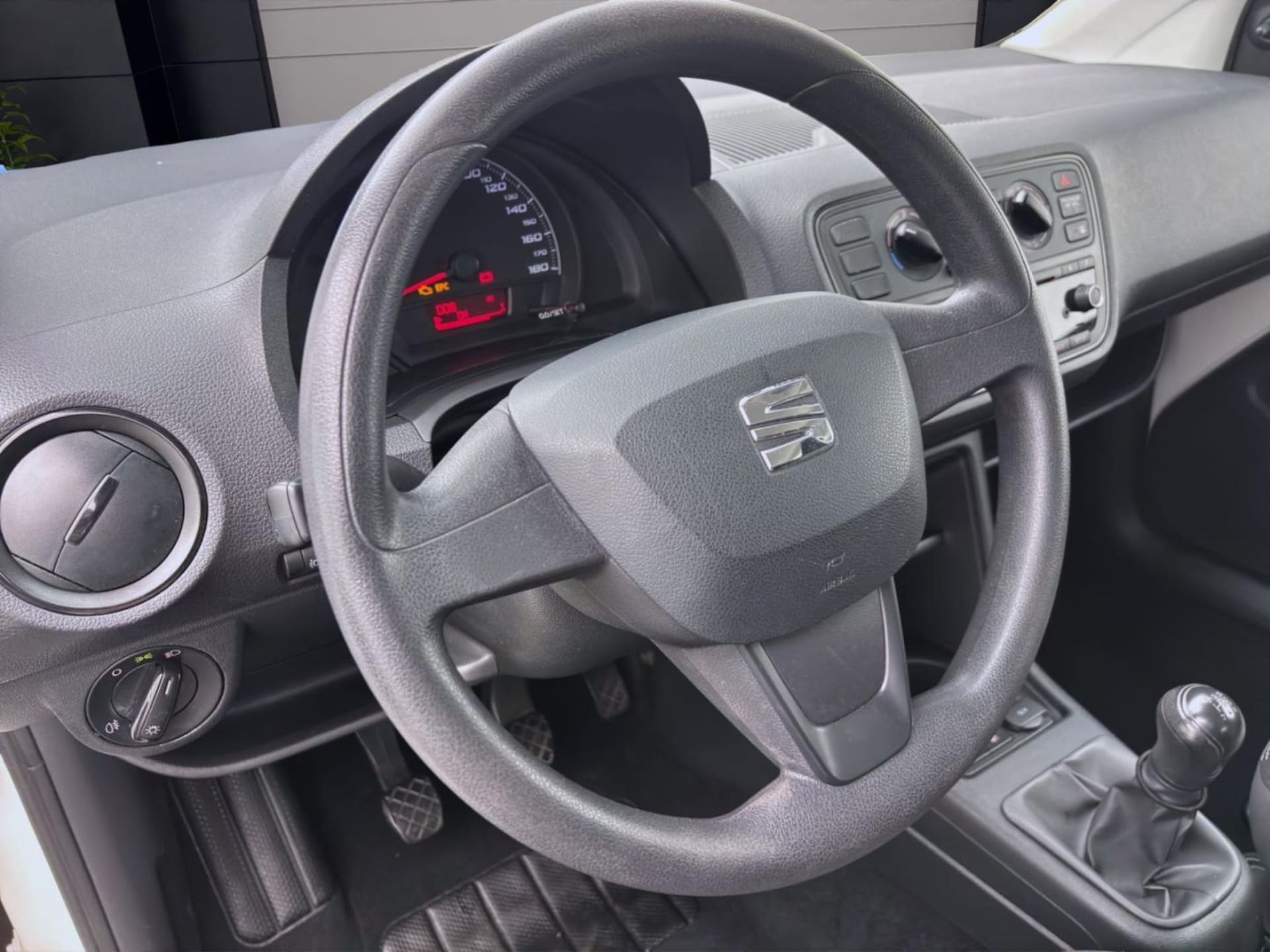 SEAT Mii Reference