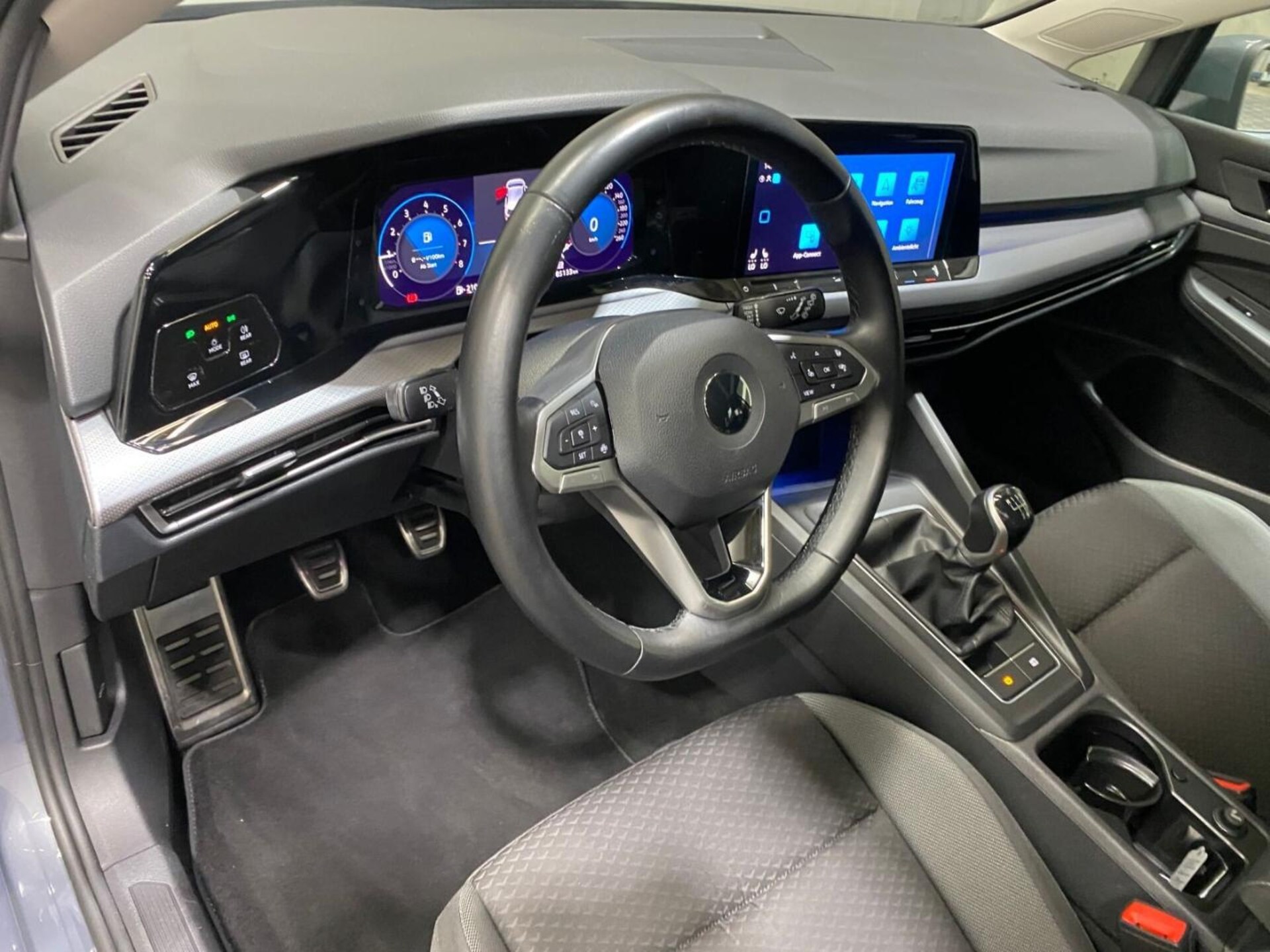Volkswagen Golf Active
