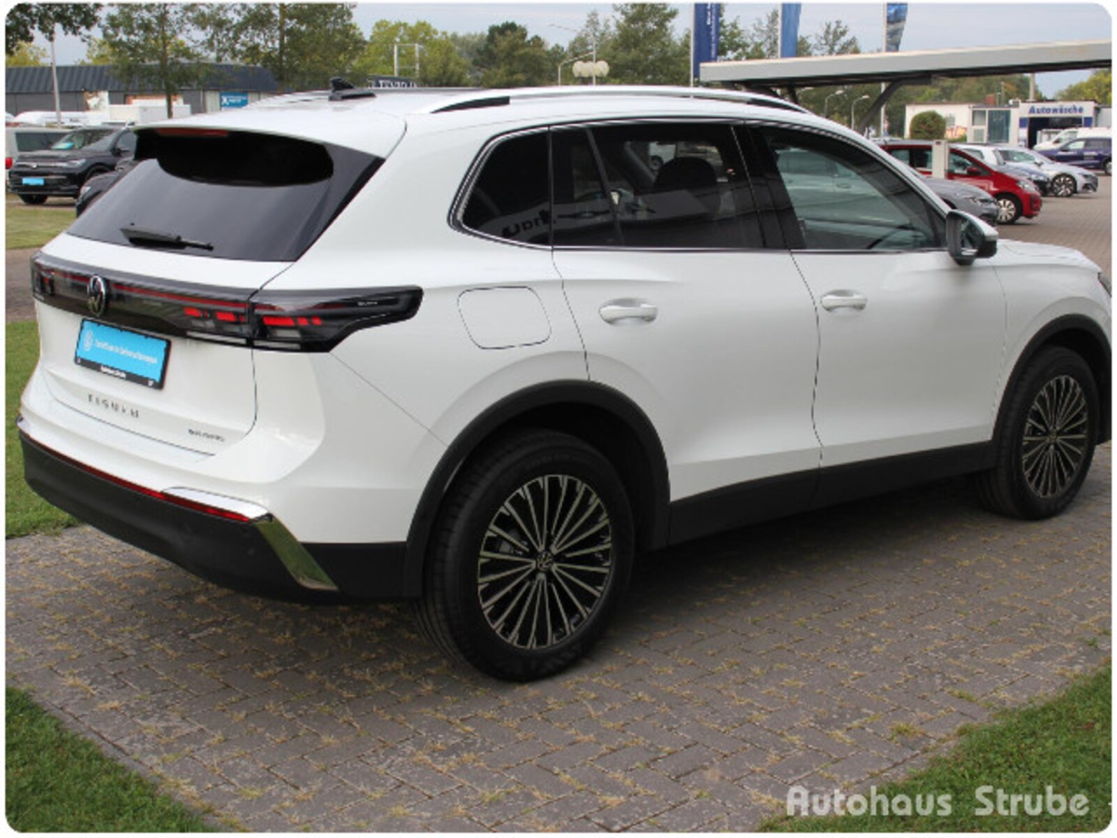 Volkswagen Tiguan – Bild 8