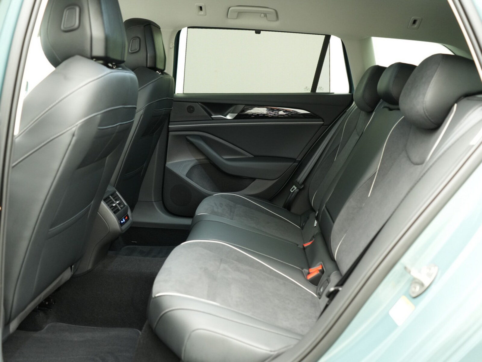 Volkswagen Passat – Bild 19