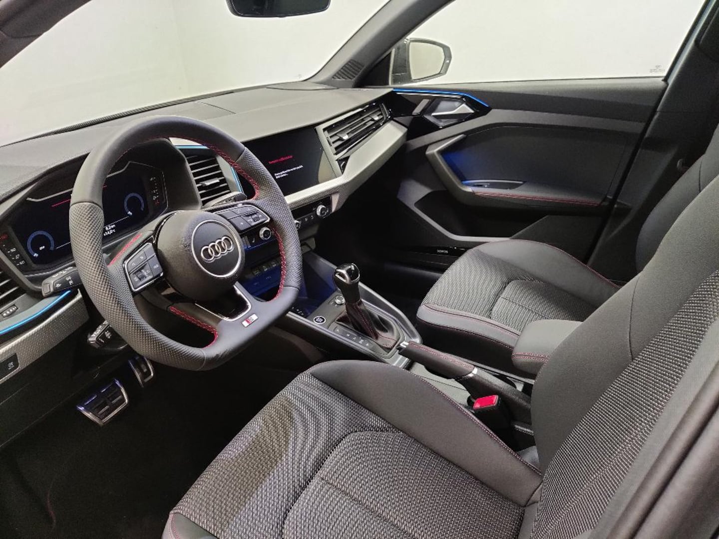 Bild über Audi A1 allstreet 35 TFSI S tronic - für weitere Informationen kontaktieren Sie den Audi Partner