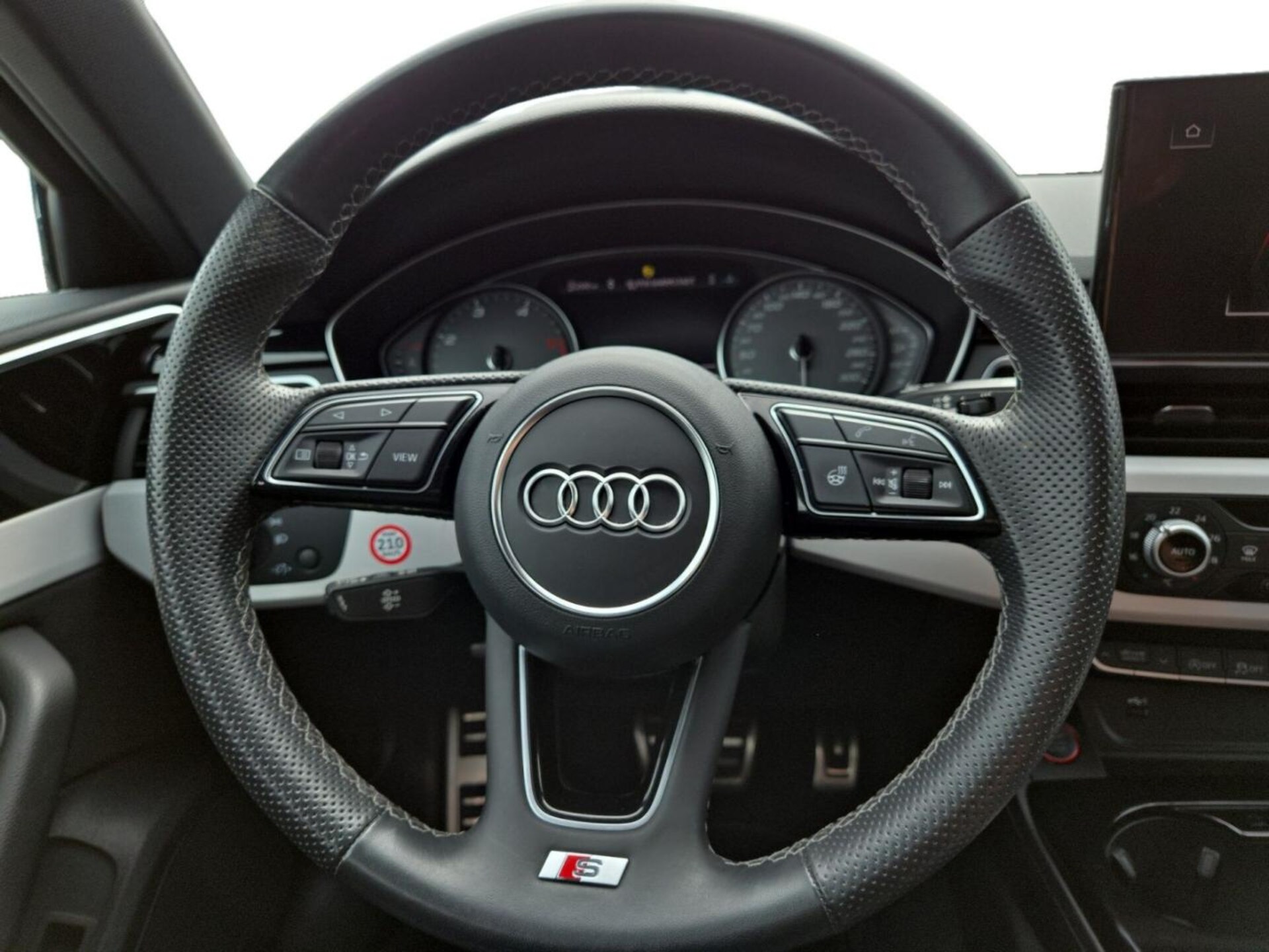 Audi S4 Avant