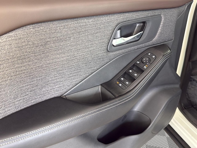 2021 Nissan Rogue SV - Photo 12