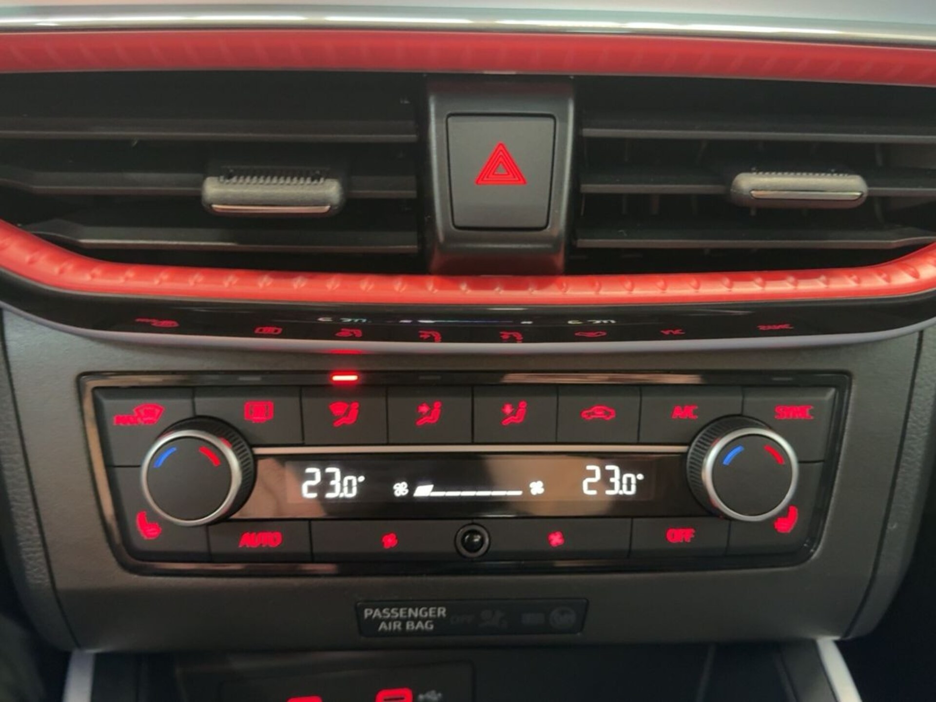 SEAT Arona FR