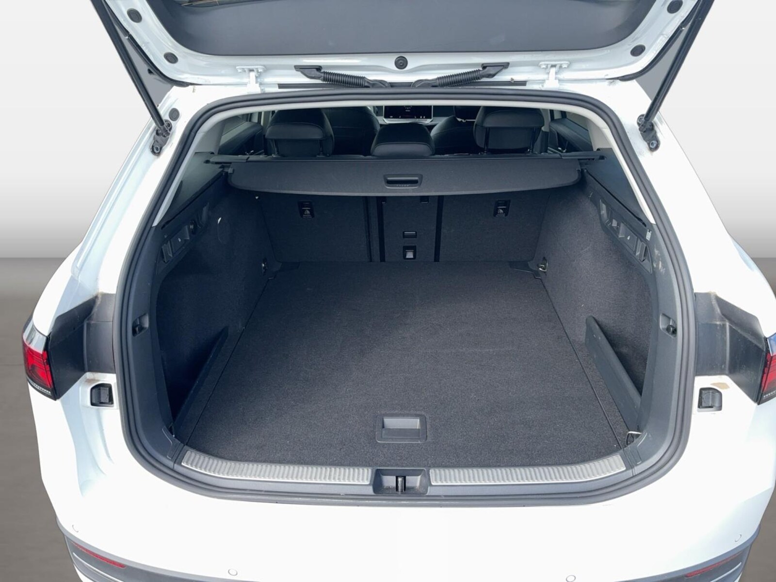 Volkswagen Passat – Bild 12