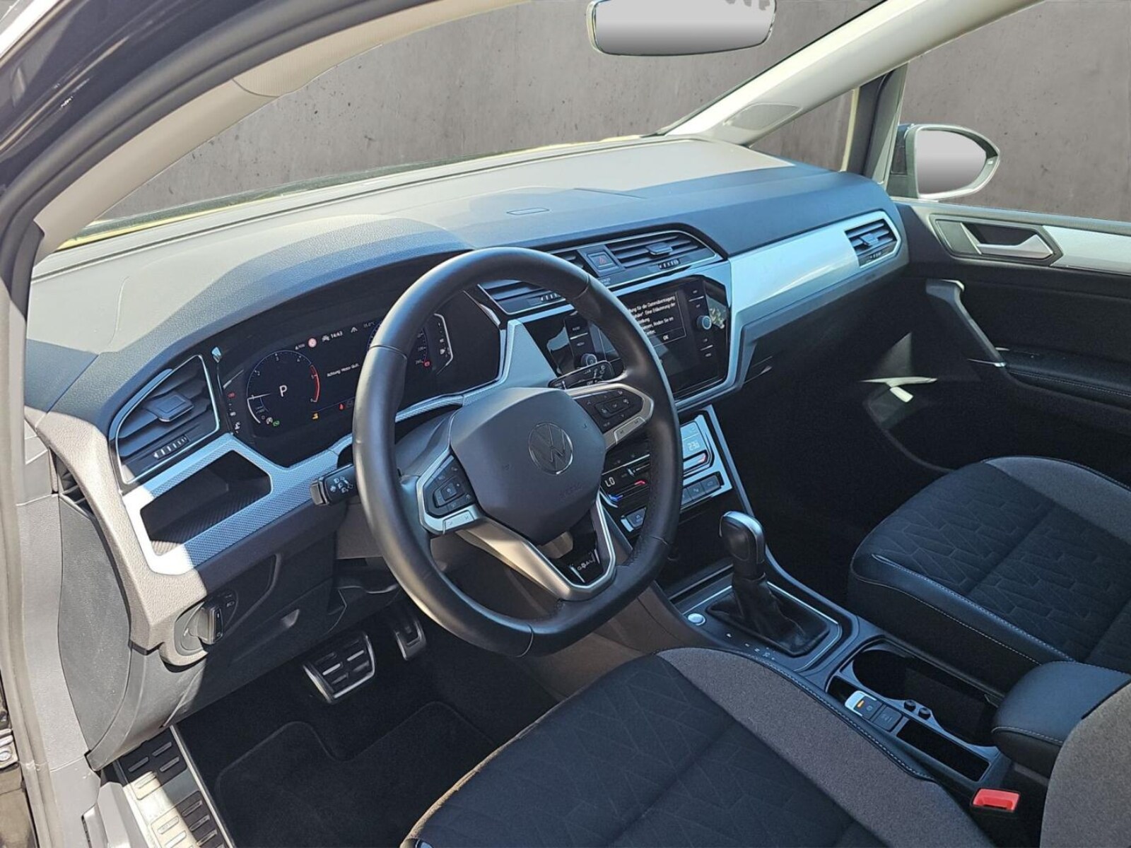 Volkswagen Touran – Bild 9