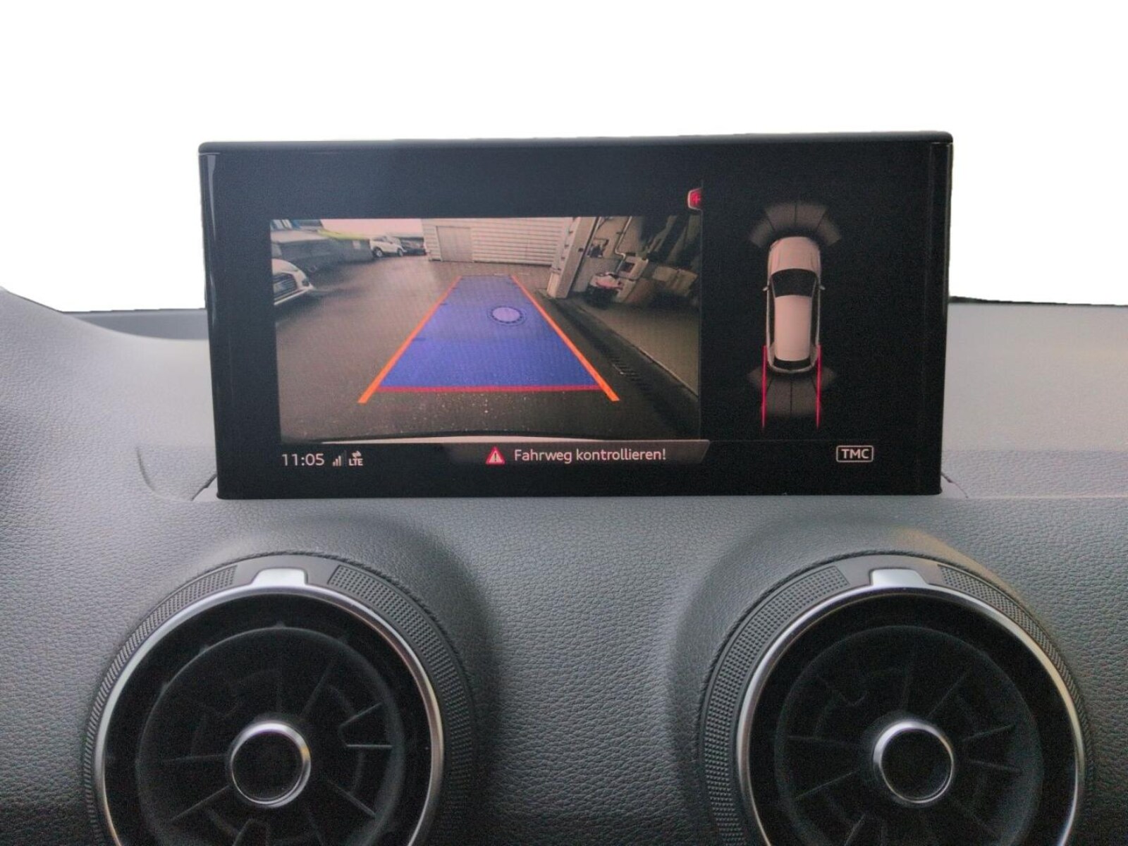 Audi SQ2 – Bild 13