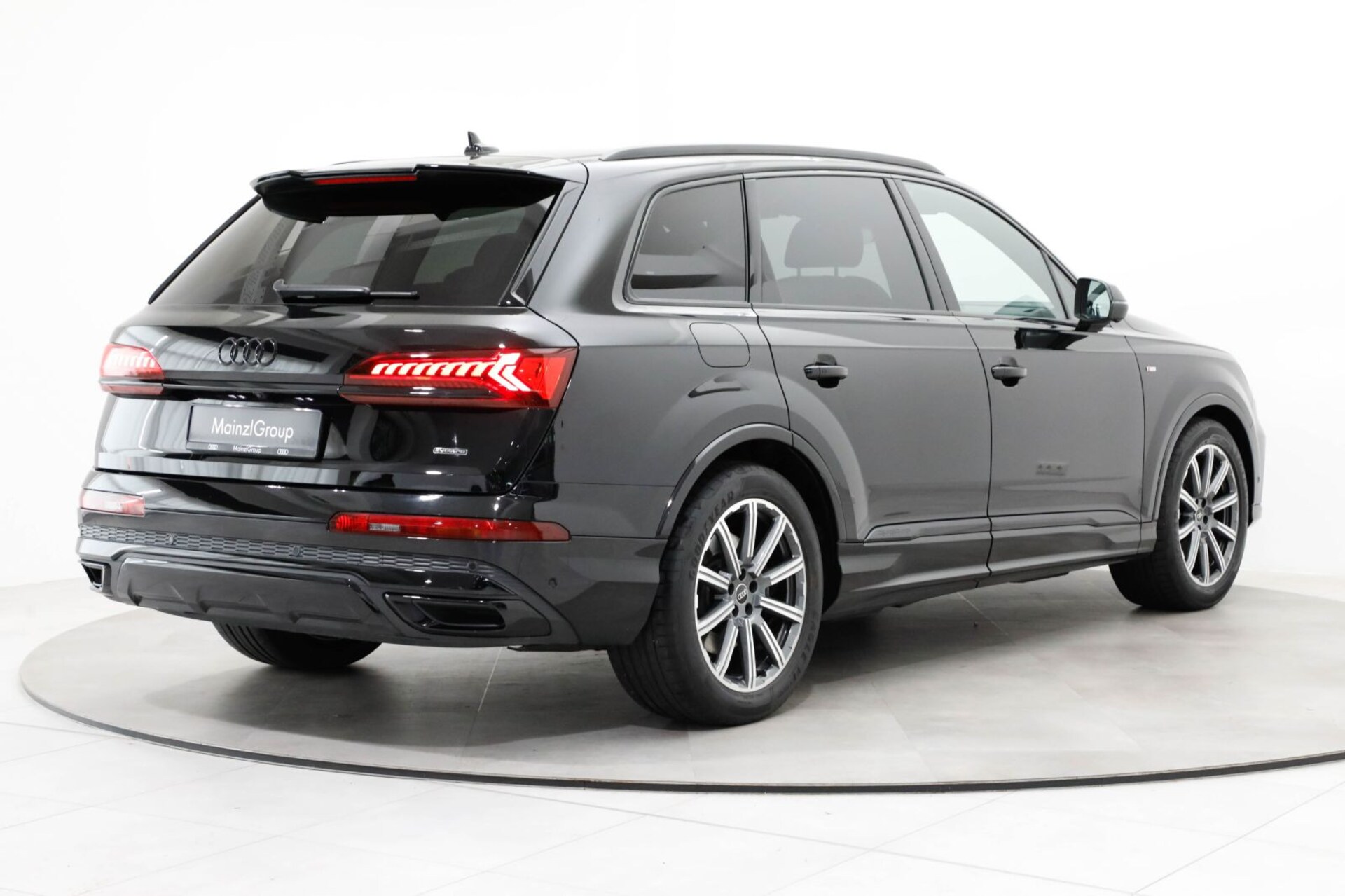 Audi Q7 SUV S line