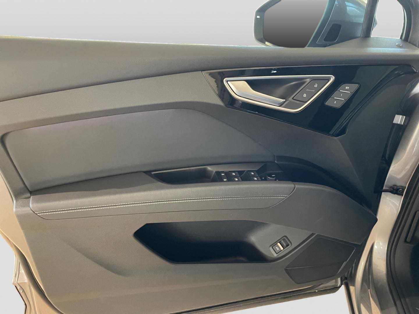 Bild über Audi Q4 Sportback e-tron 40 e-tron - für weitere Informationen kontaktieren Sie den Audi Partner