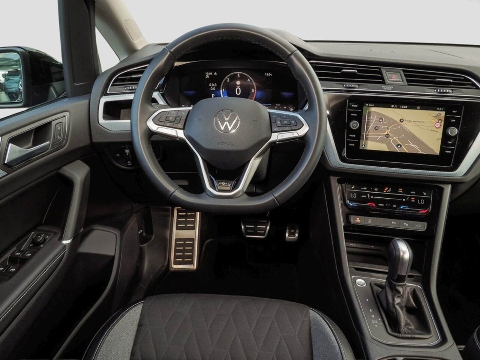 Volkswagen Touran – Bild 15