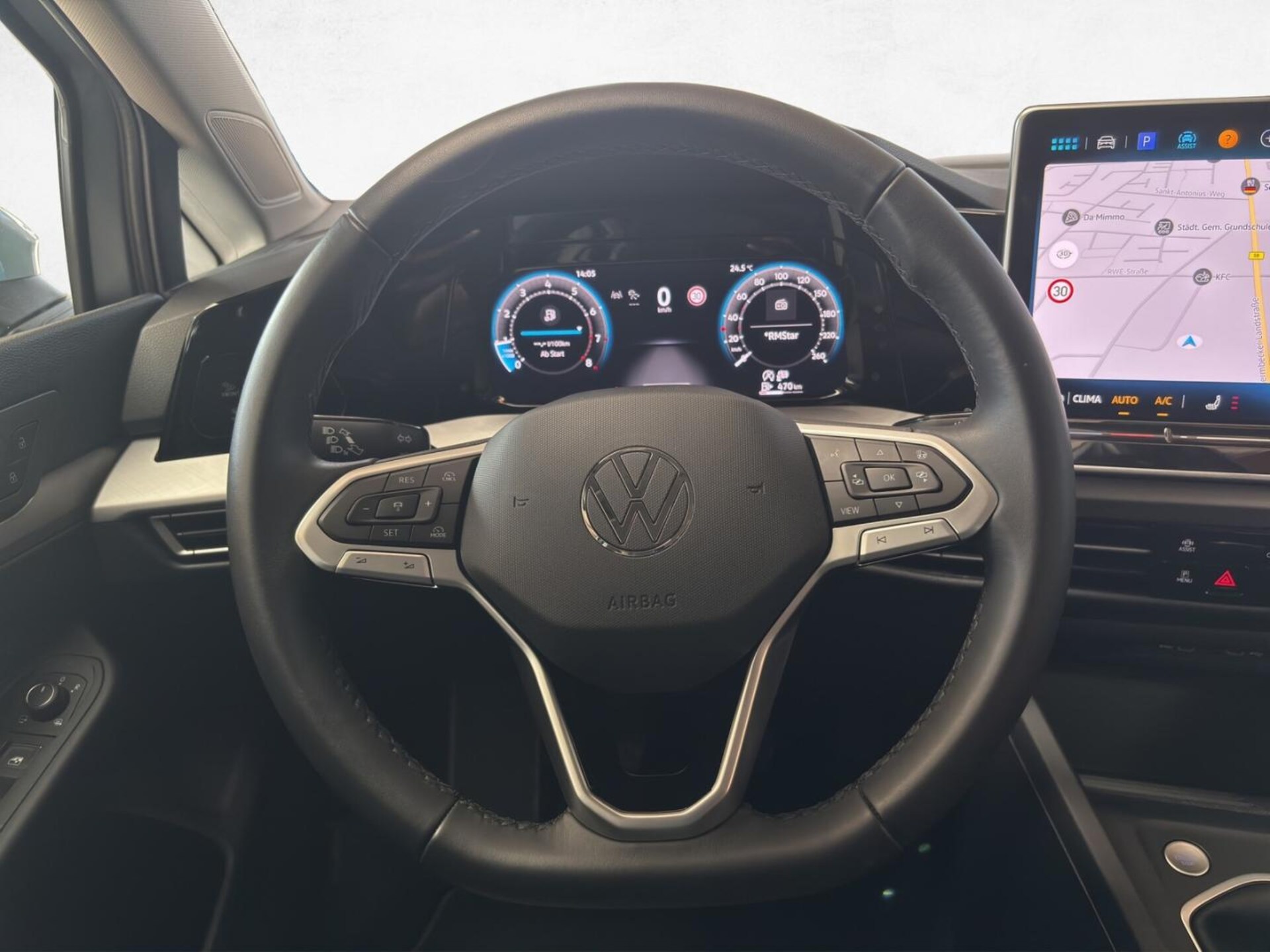 Volkswagen Golf Life