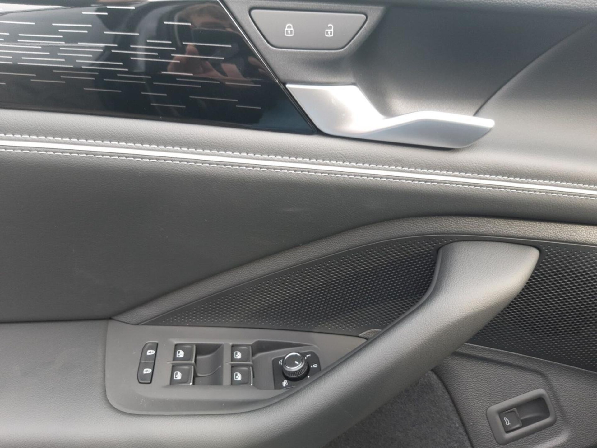 Volkswagen Passat Elegance