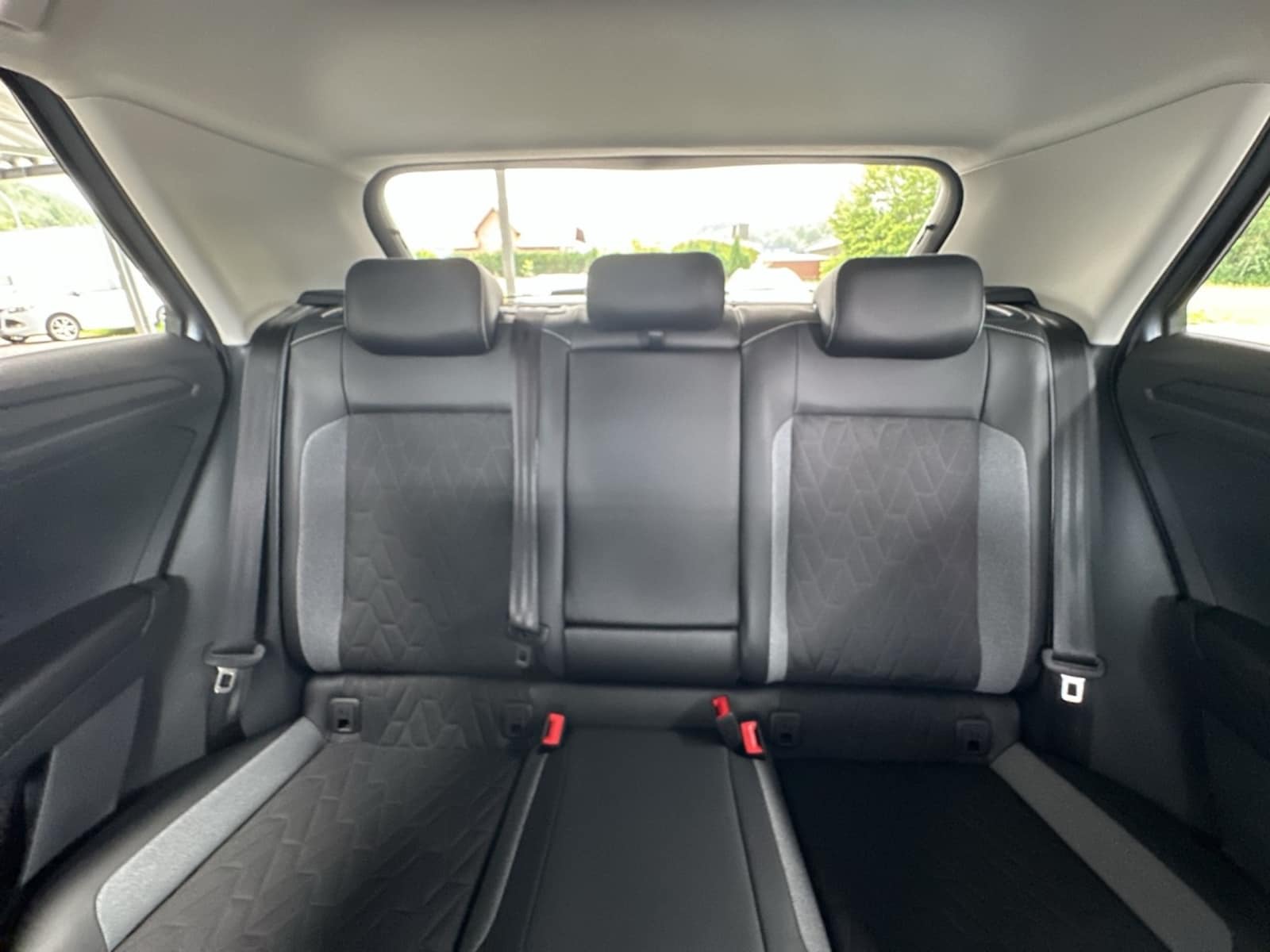 Volkswagen T-Roc – Bild 11