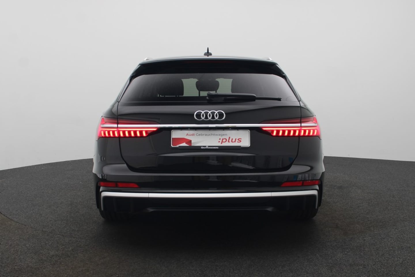Bild über Audi S6 Avant TDI quattro tiptronic - für weitere Informationen kontaktieren Sie den Audi Partner