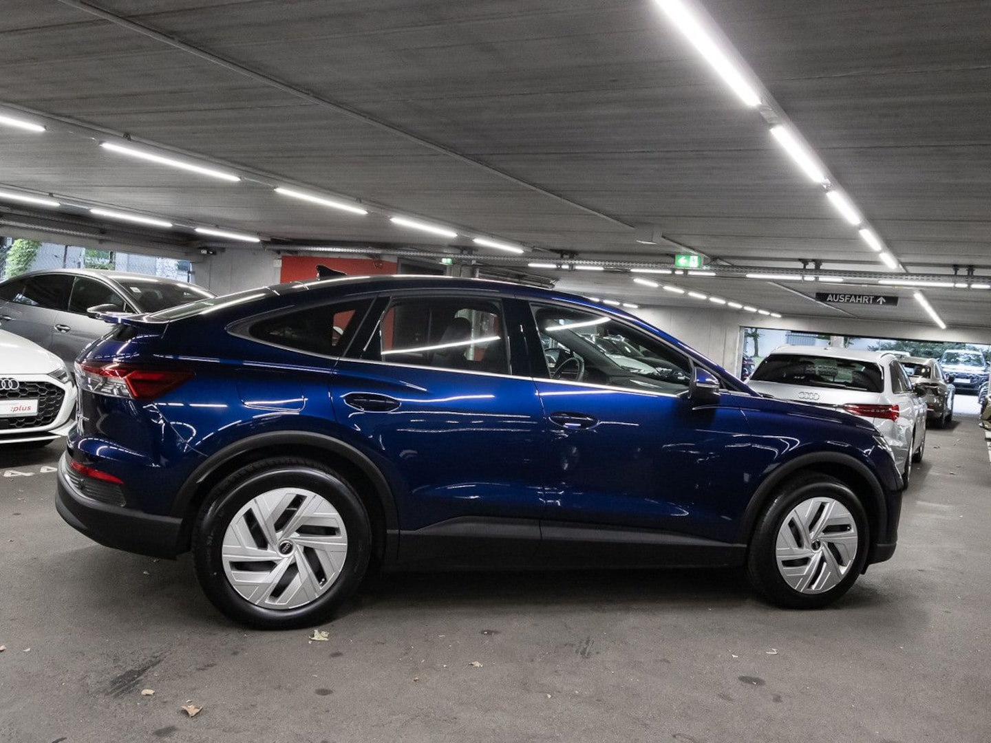 Bild über Audi Q4 Sportback e-tron 45 e-tron - für weitere Informationen kontaktieren Sie den Audi Partner